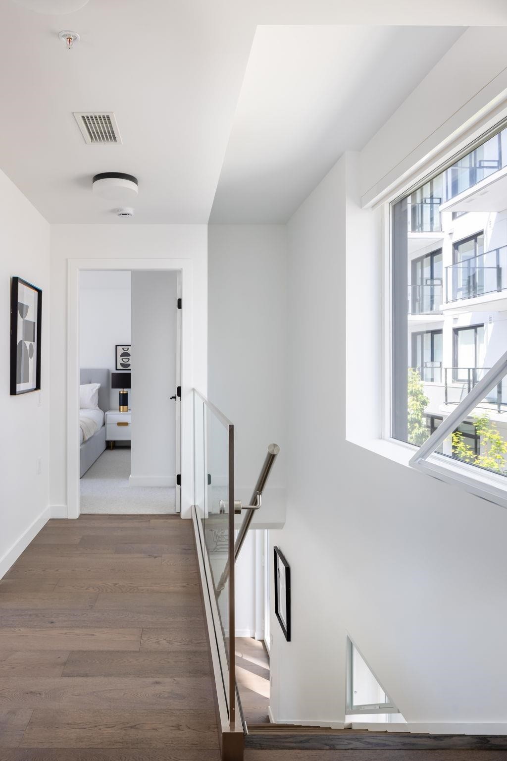 6835 Cambie Street, Vancouver, BC