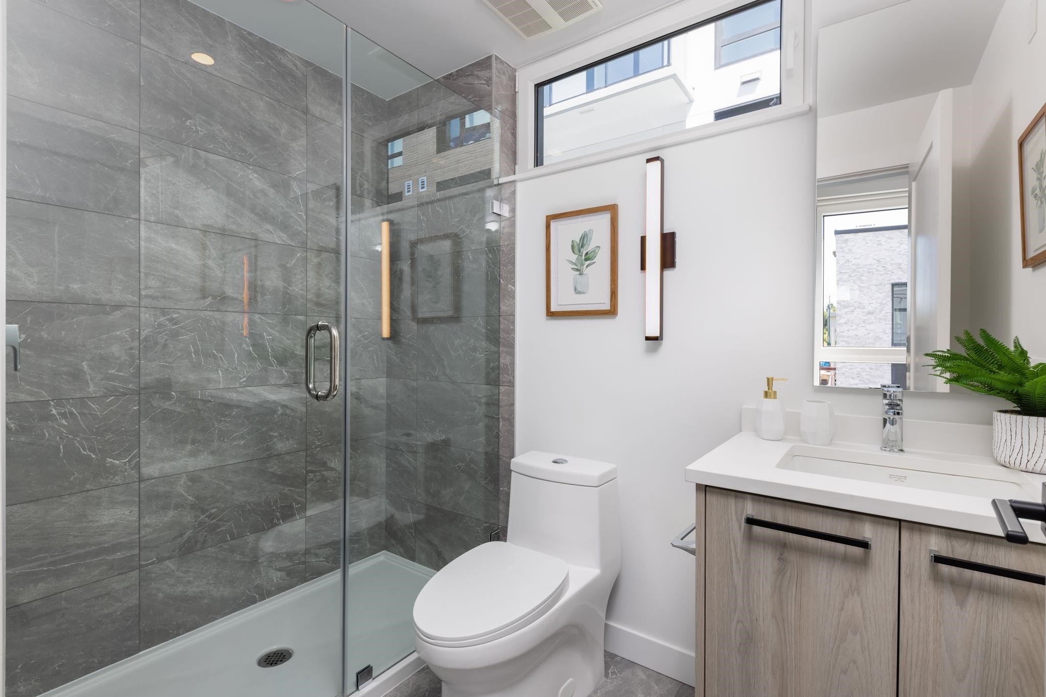 6835 Cambie Street, Vancouver, BC