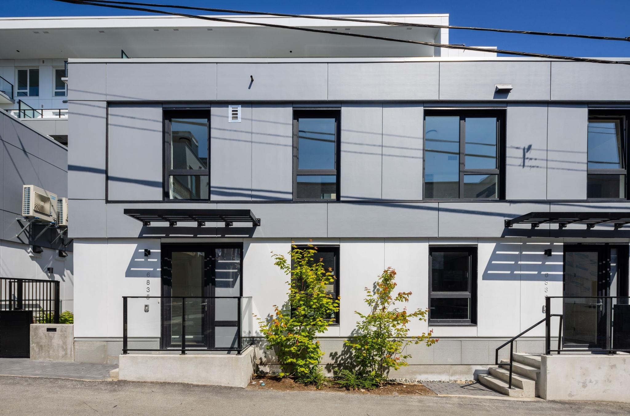 6835 Cambie Street, Vancouver, BC