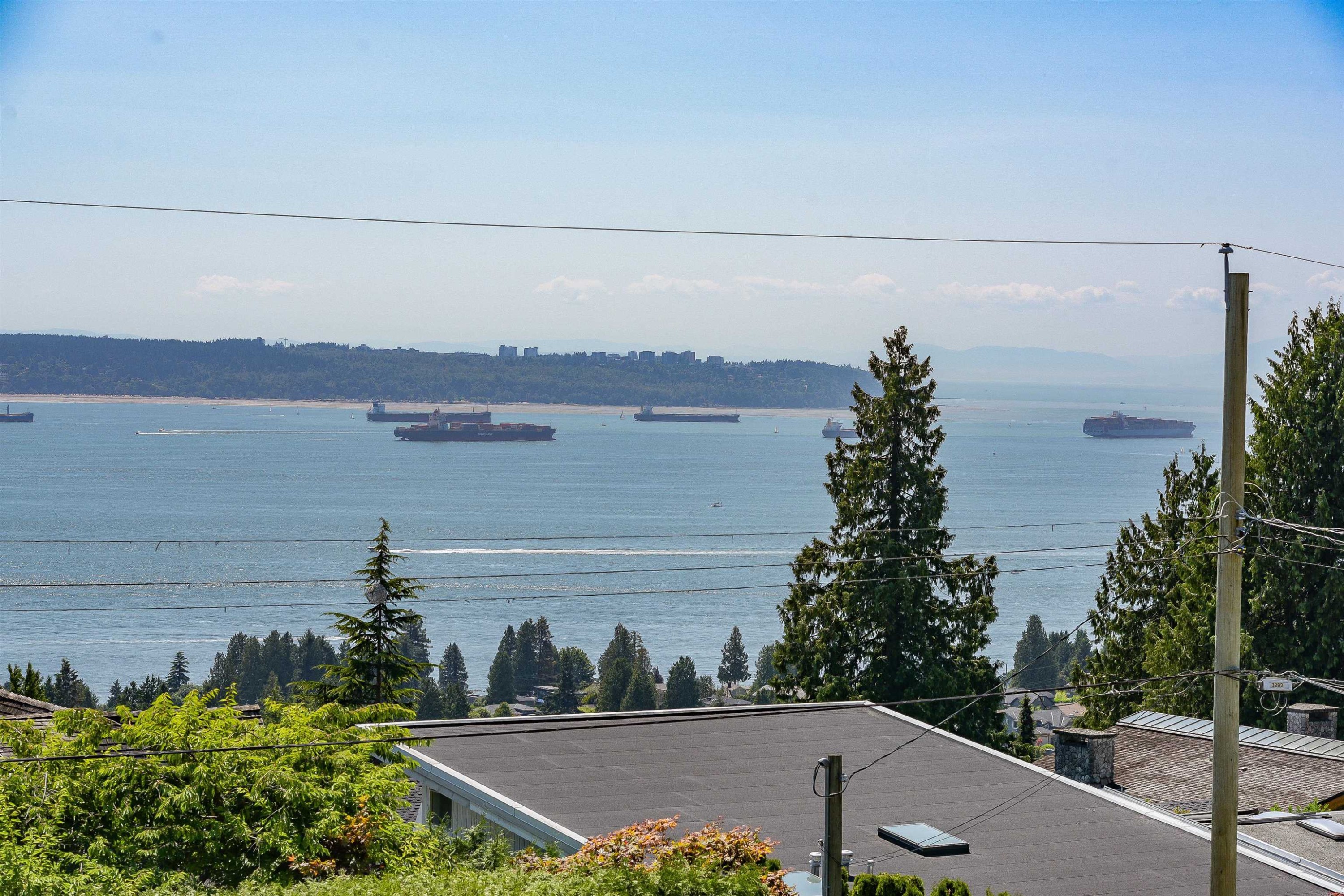 2365 Queens Avenue, West Vancouver, BC