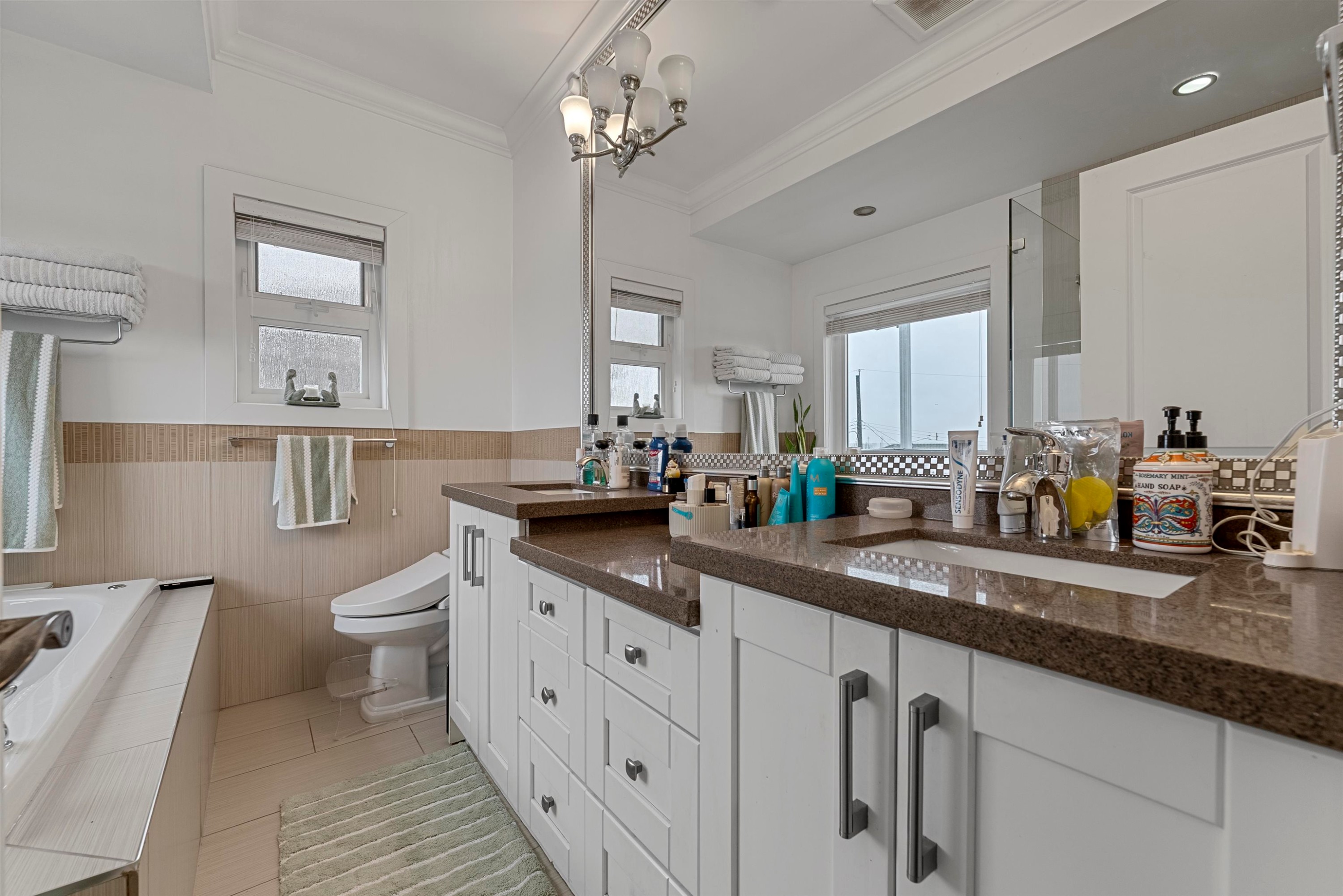 136 59Th Avenue E, Vancouver, BC