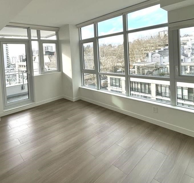 702-618 Carnarvon Street, New Westminster, BC