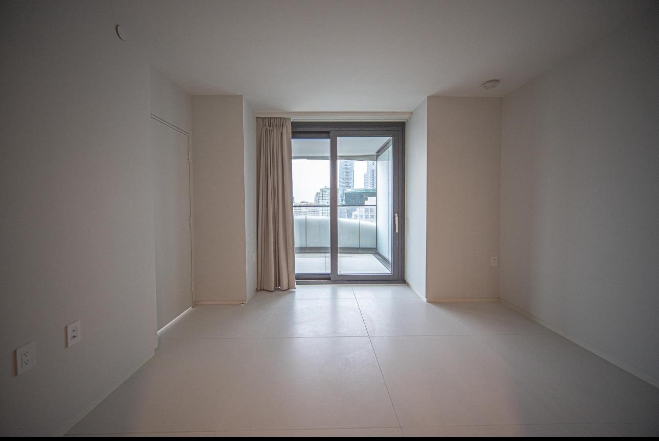 1033 Nelson Street, Vancouver, BC