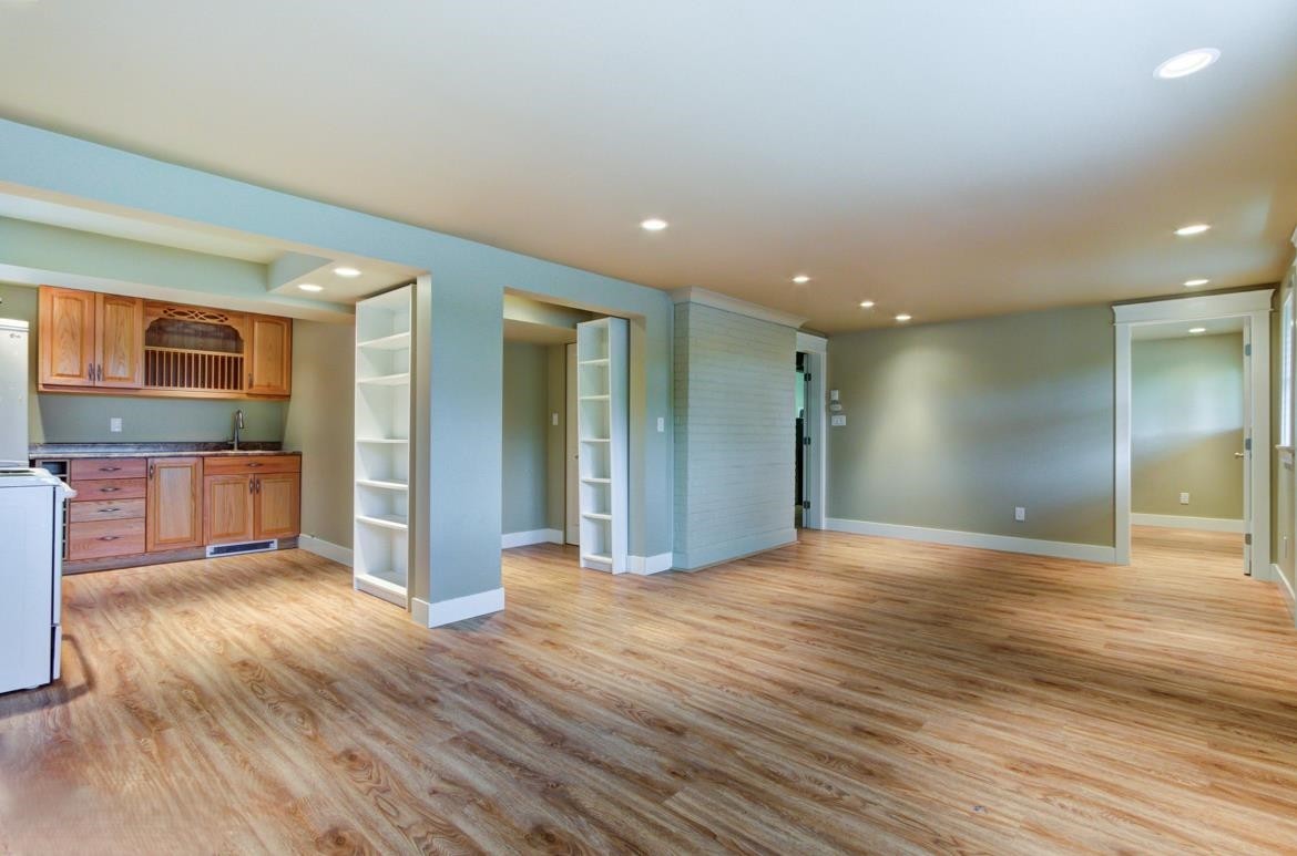 1530 Nelson Avenue, West Vancouver, BC