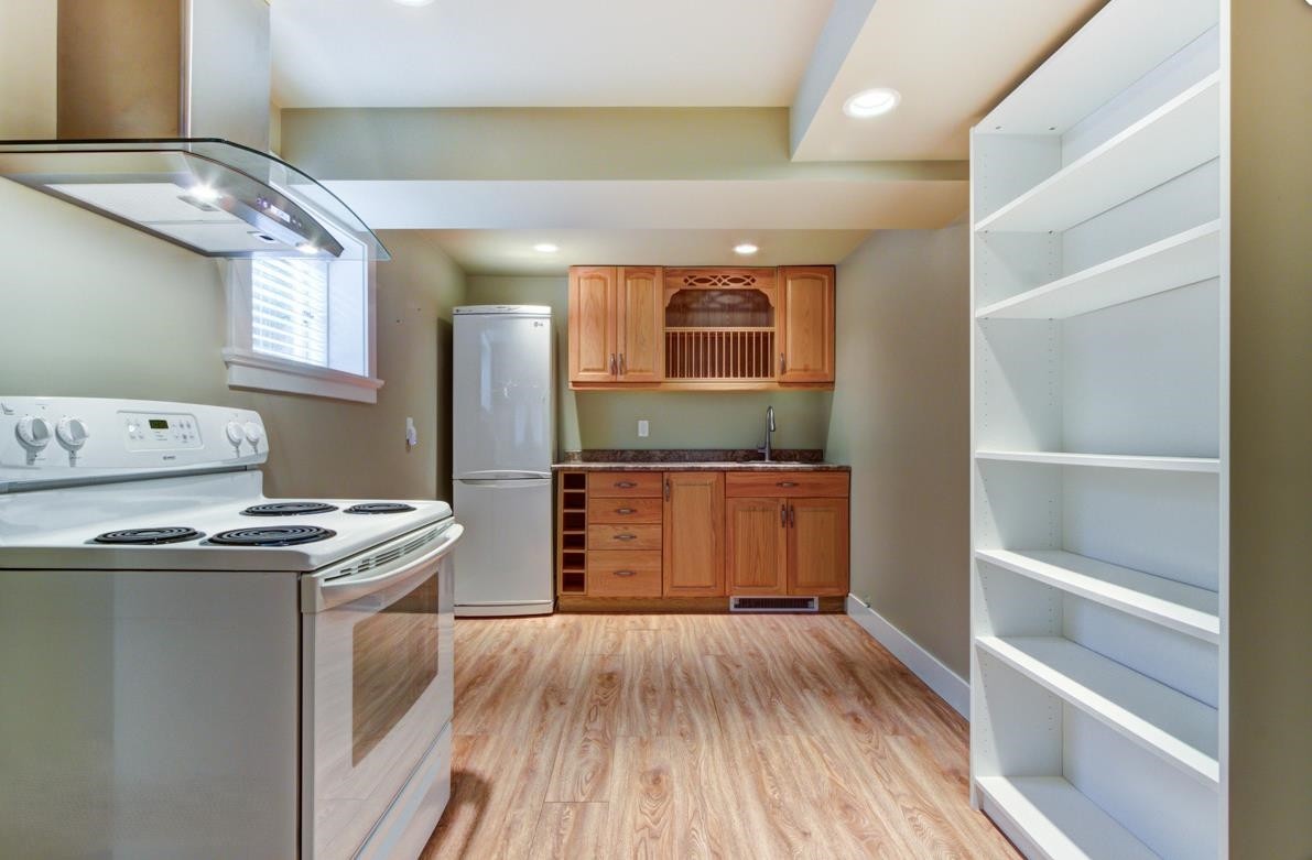 1530 Nelson Avenue, West Vancouver, BC