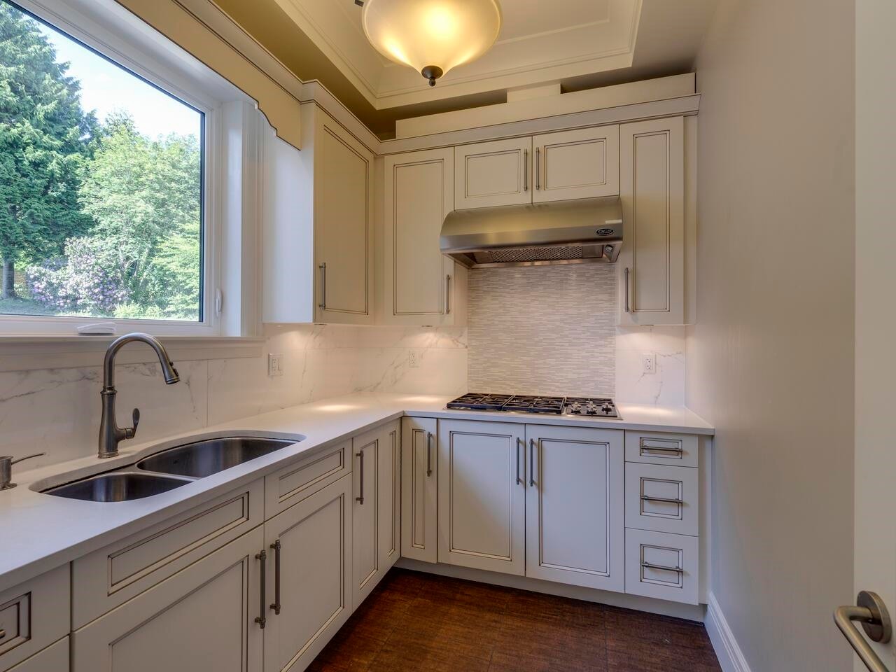 607 Glenmaroon Road, West Vancouver, BC