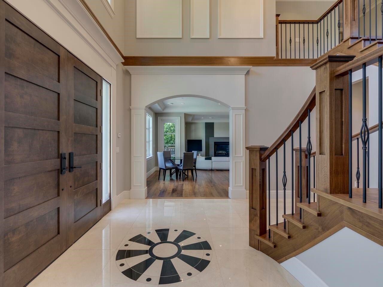 607 Glenmaroon Road, West Vancouver, BC