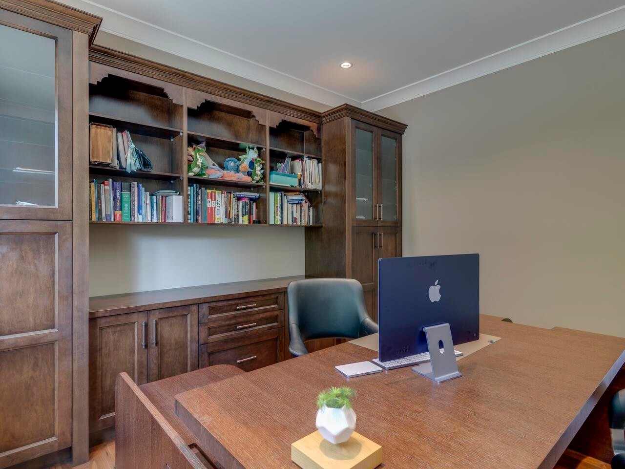 607 Glenmaroon Road, West Vancouver, BC