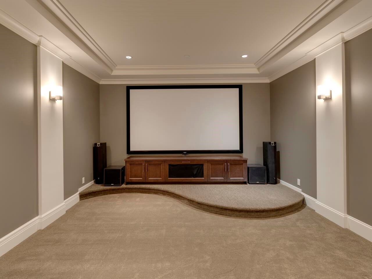 607 Glenmaroon Road, West Vancouver, BC