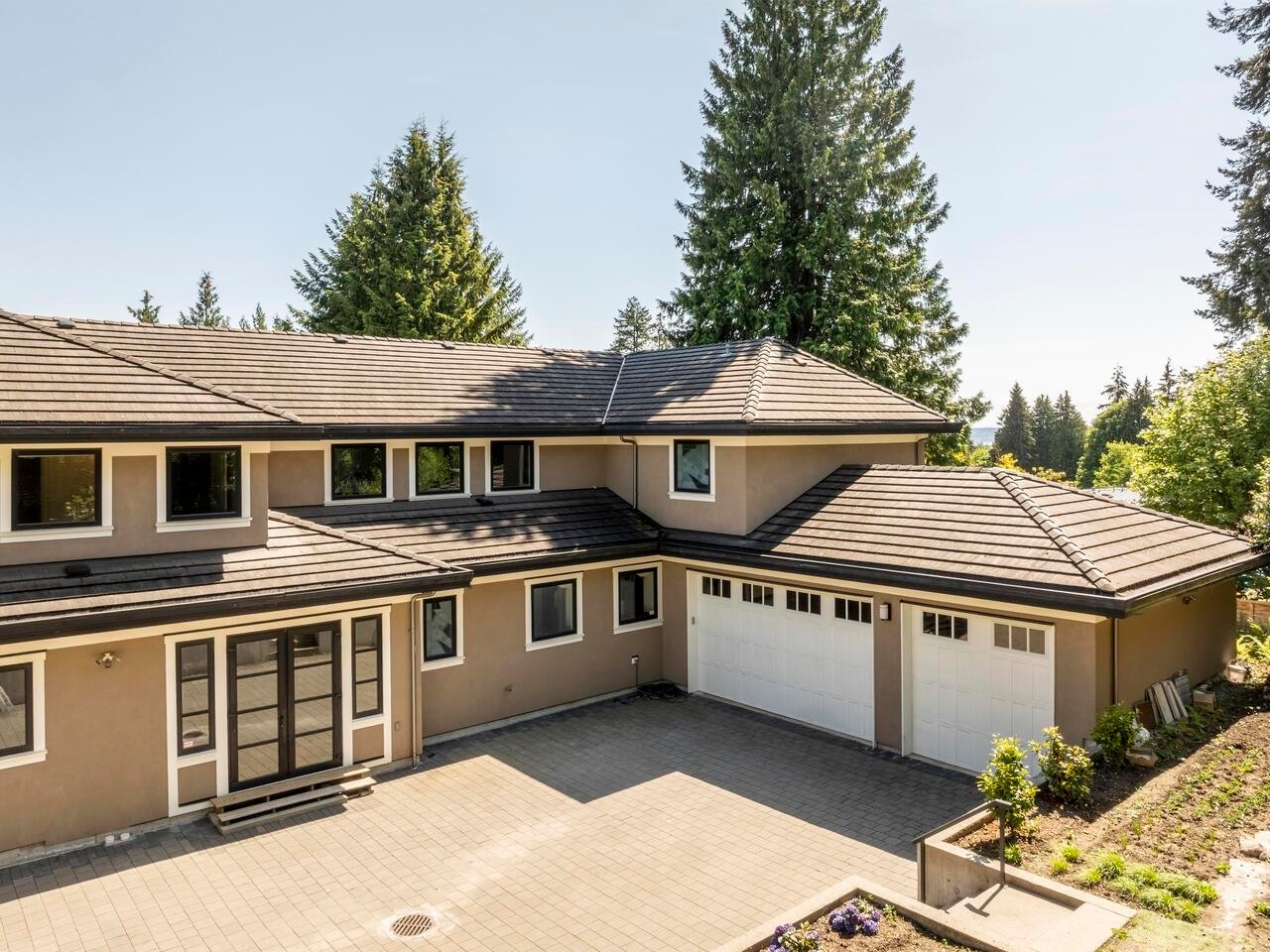 607 Glenmaroon Road, West Vancouver, BC