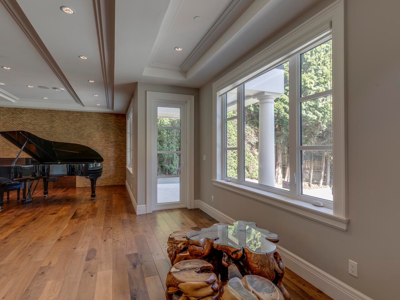 607 Glenmaroon Road, West Vancouver, BC