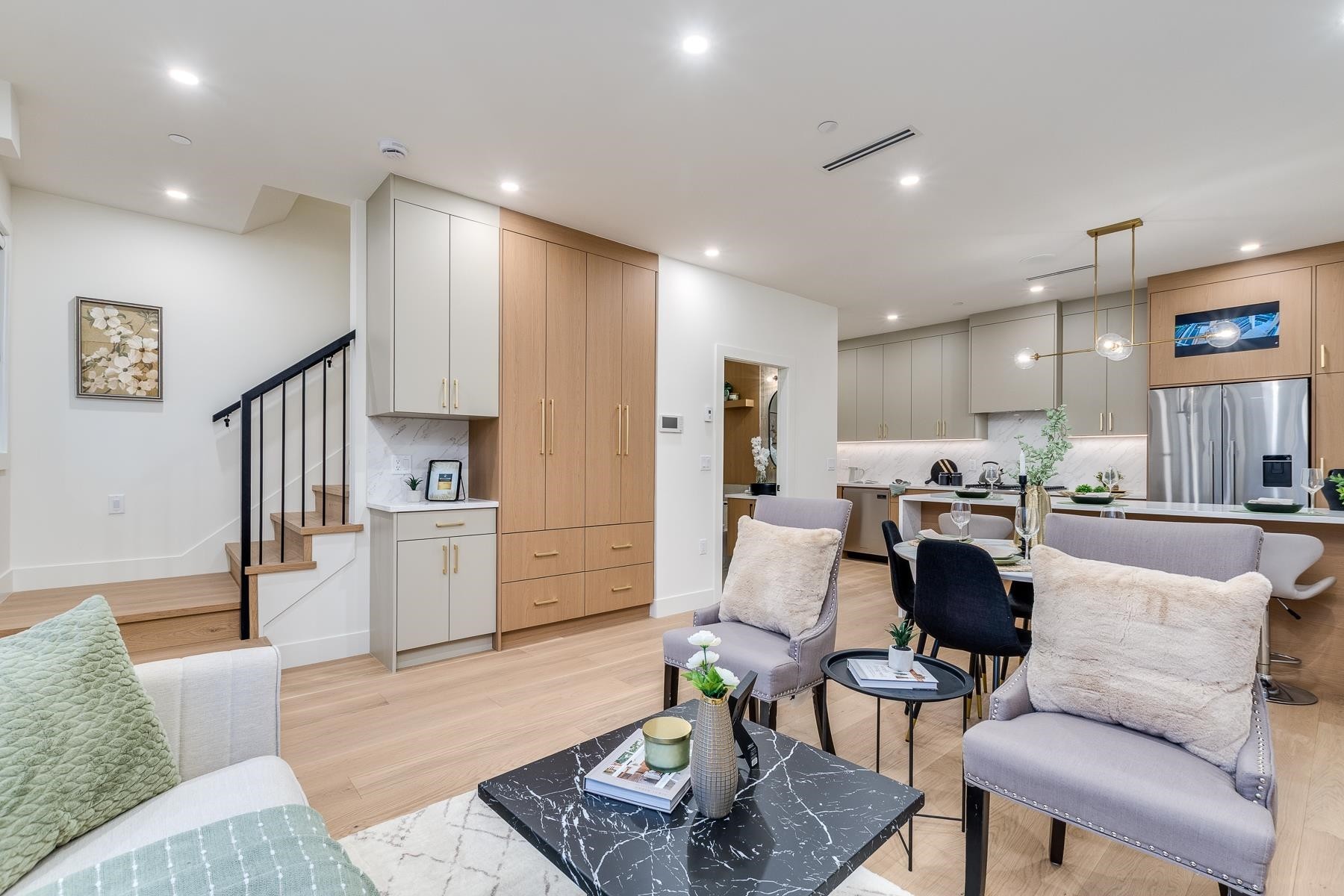 2261 35Th Avenue E, Vancouver, BC