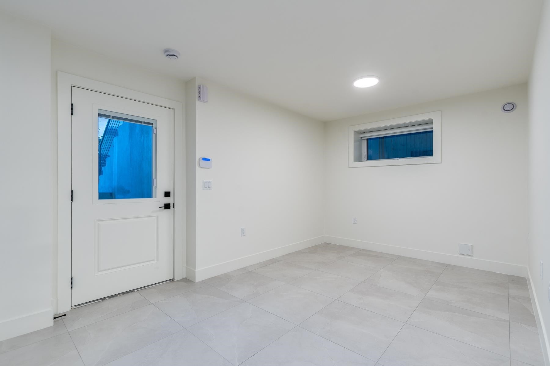 2261 35Th Avenue E, Vancouver, BC