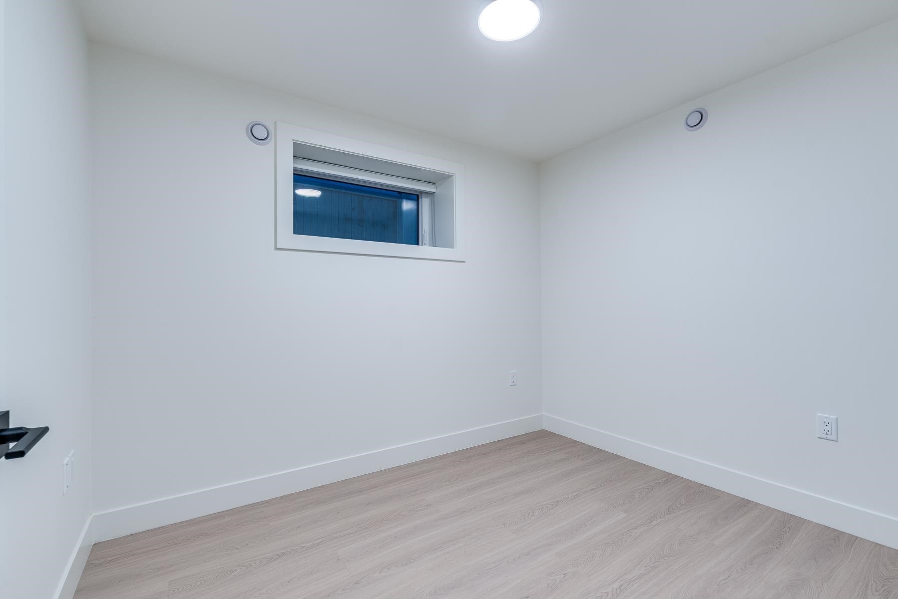 2261 35Th Avenue E, Vancouver, BC