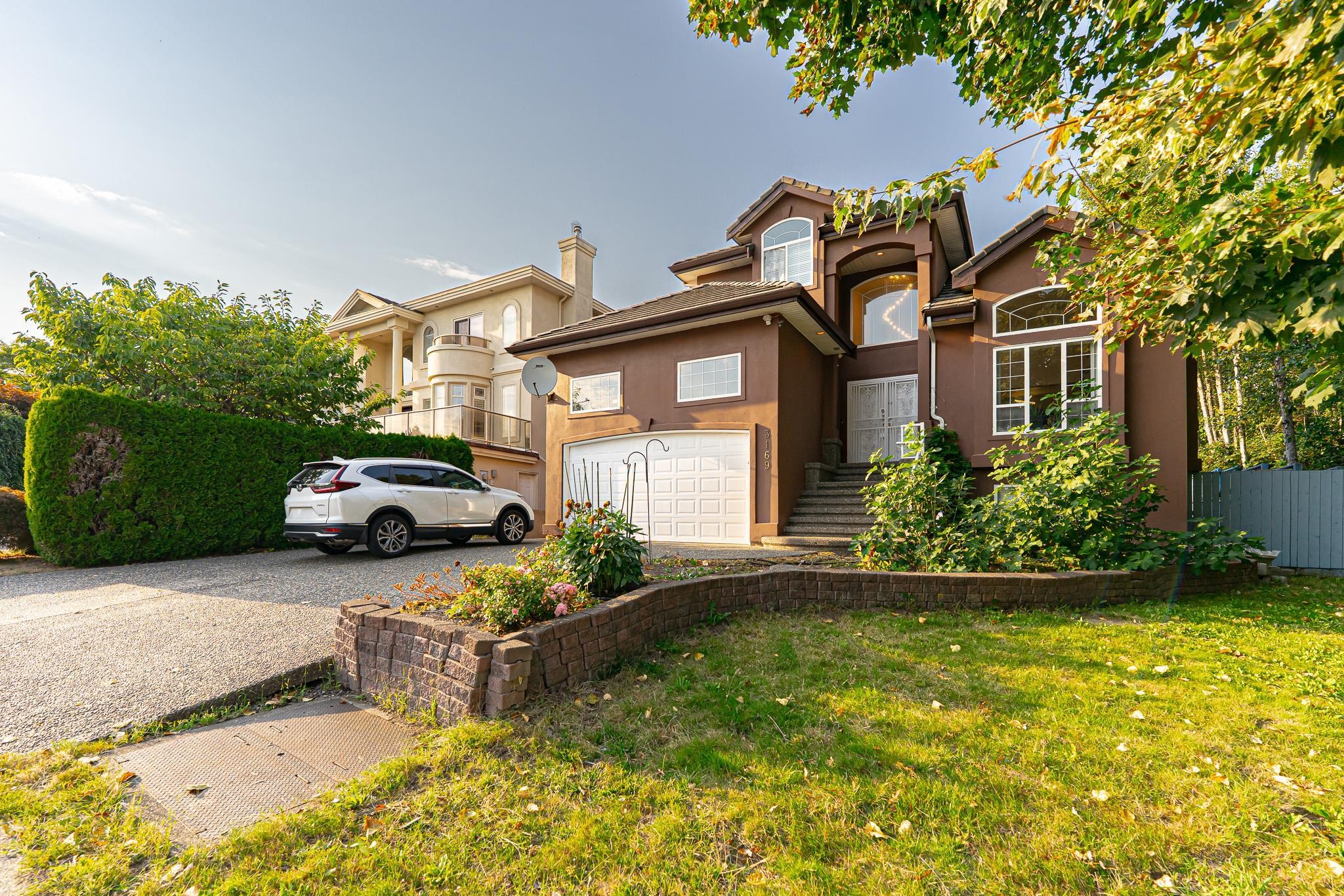 3169 Arrowsmith Place, Coquitlam, BC