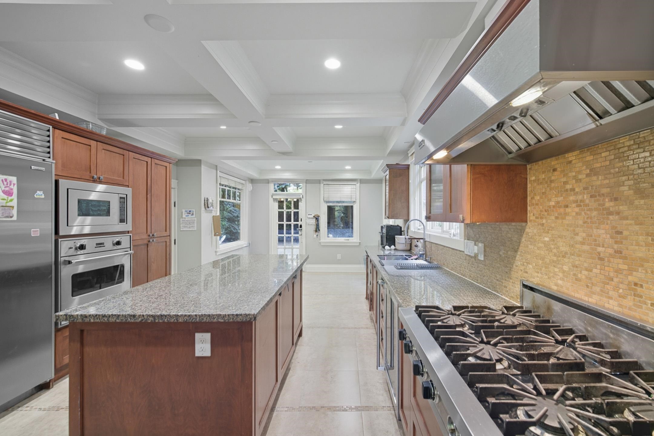 1350 15Th Avenue W, Vancouver, BC