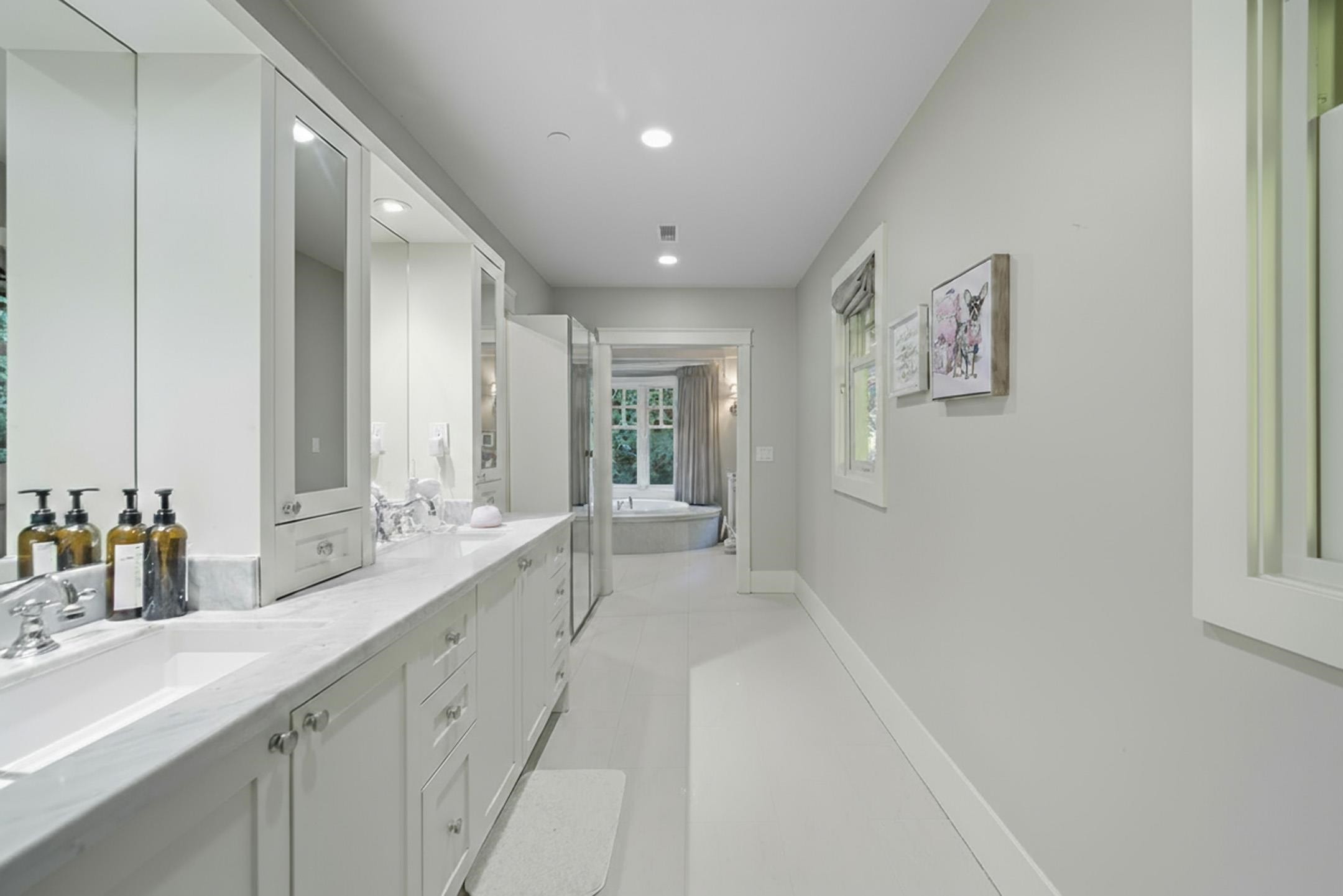 1350 15Th Avenue W, Vancouver, BC