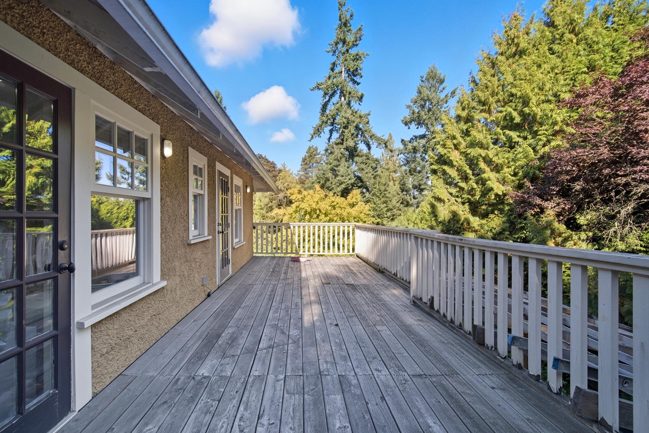 1350 15Th Avenue W, Vancouver, BC