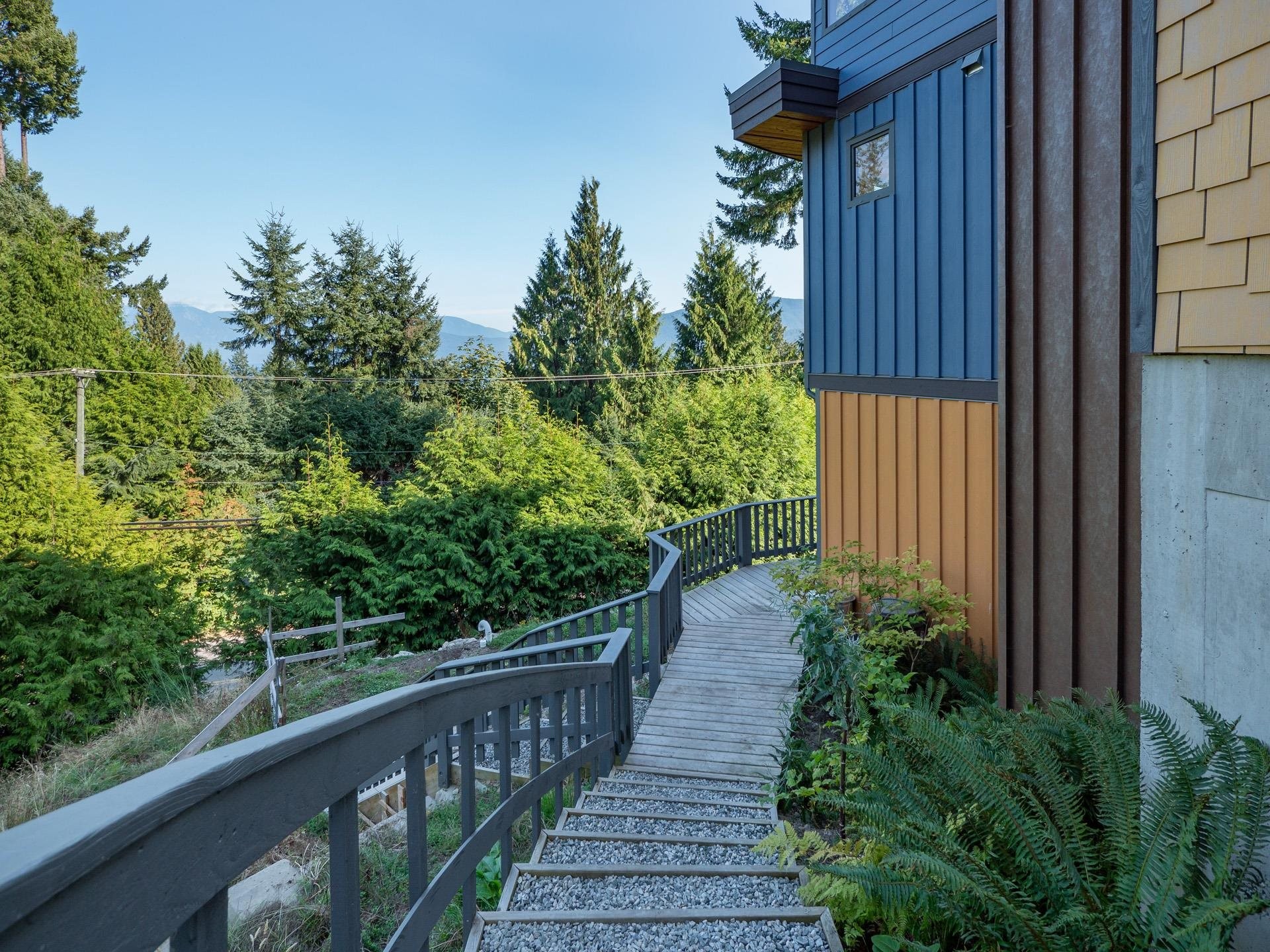 1832 North Road, Gibsons, BC
