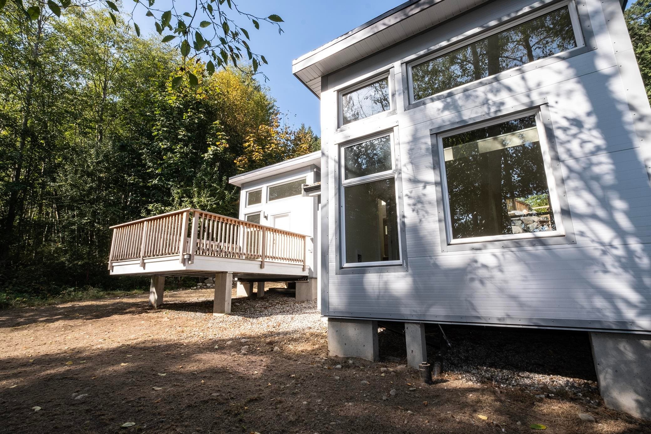 5977 Shoal Way, Sechelt, BC