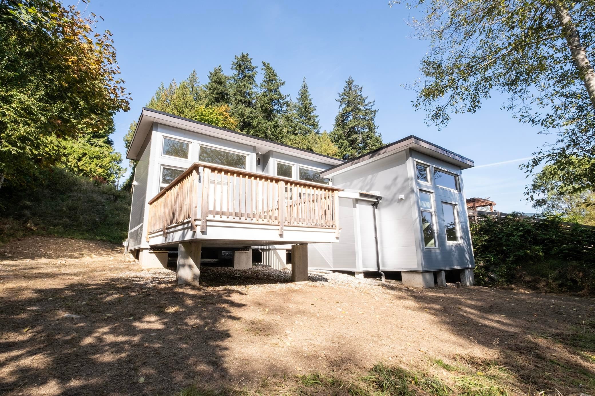 5977 Shoal Way, Sechelt, BC