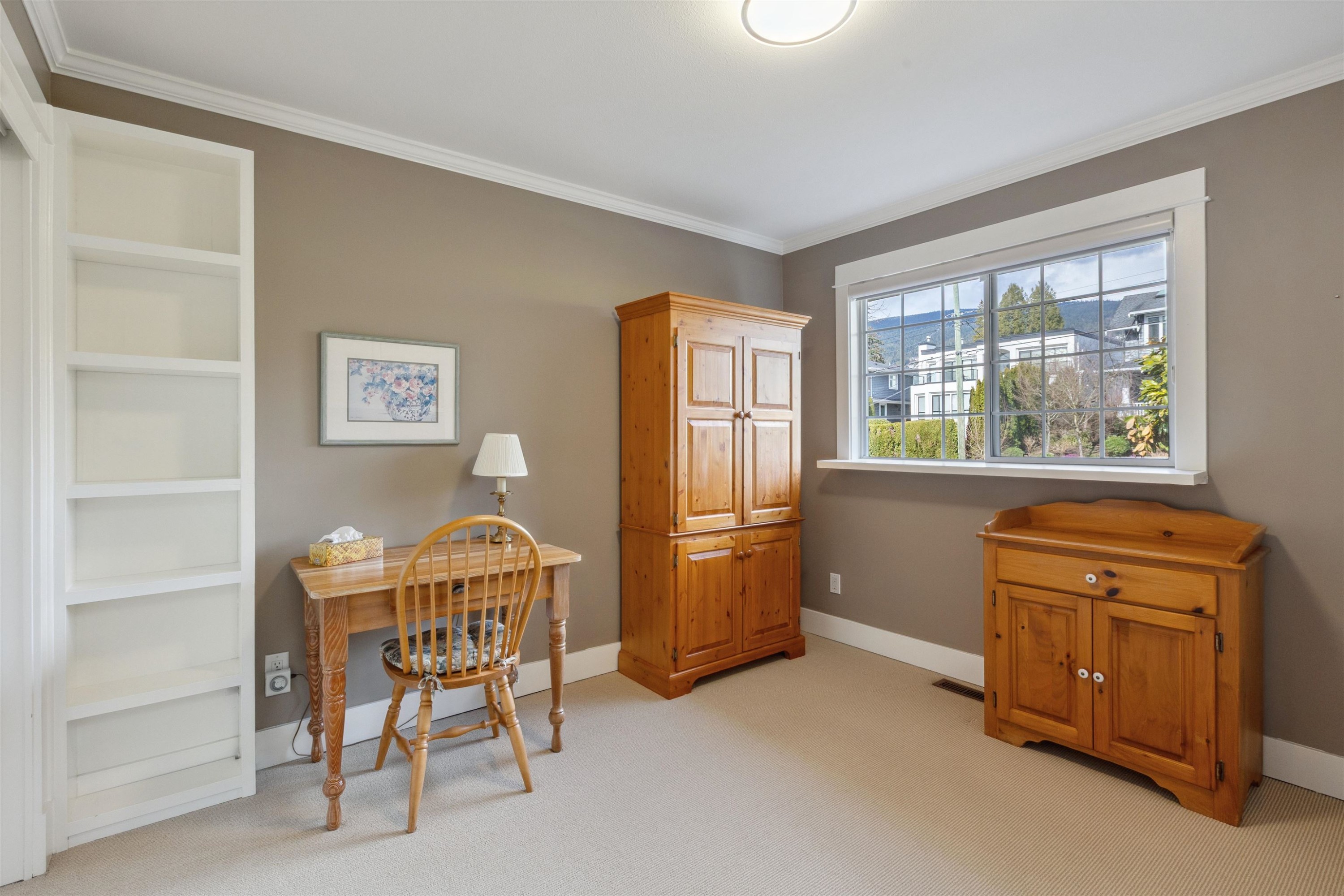 1274 Esquimalt Avenue, West Vancouver, BC