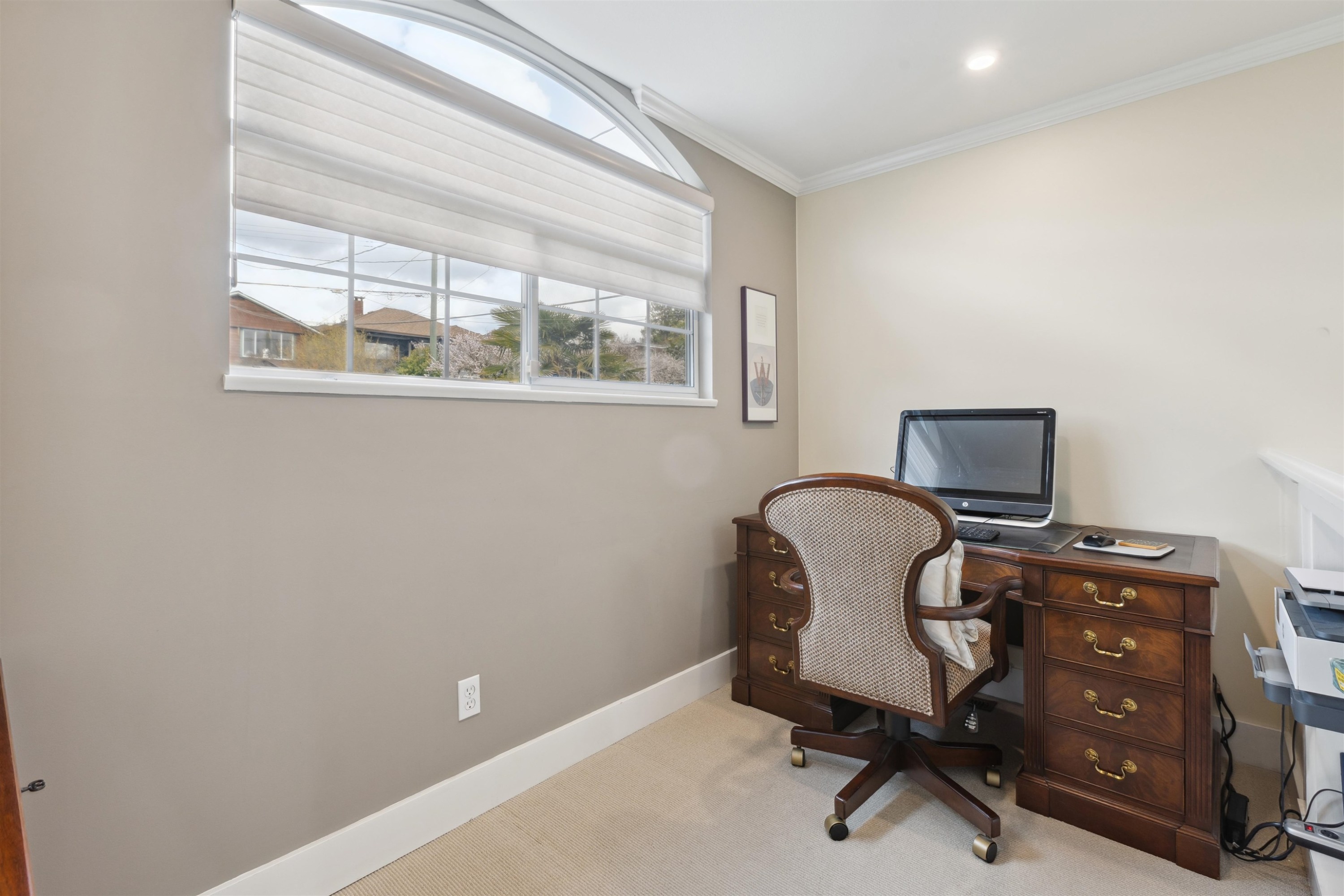 1274 Esquimalt Avenue, West Vancouver, BC