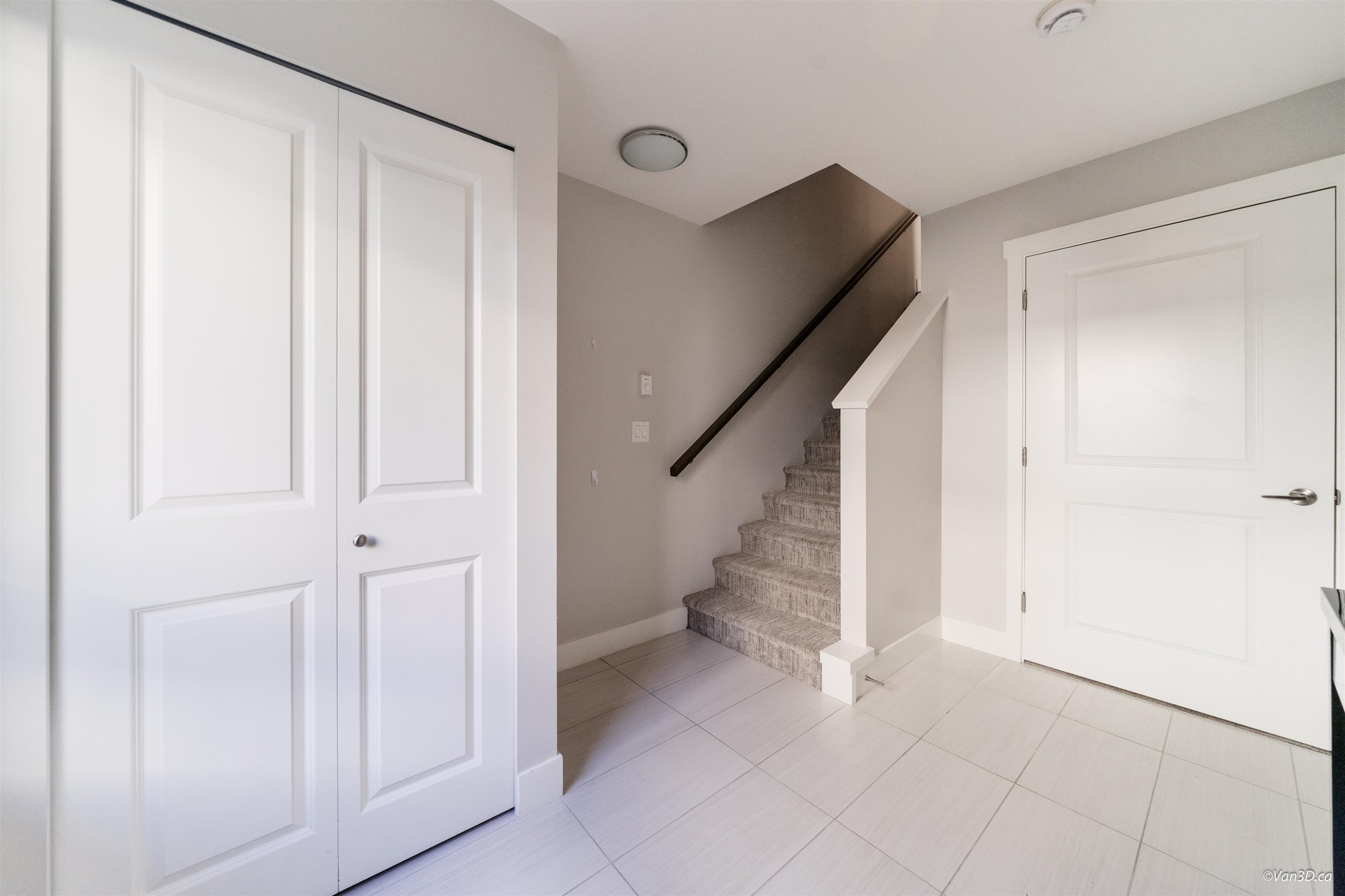 9-6028 Maple Road, Richmond, BC