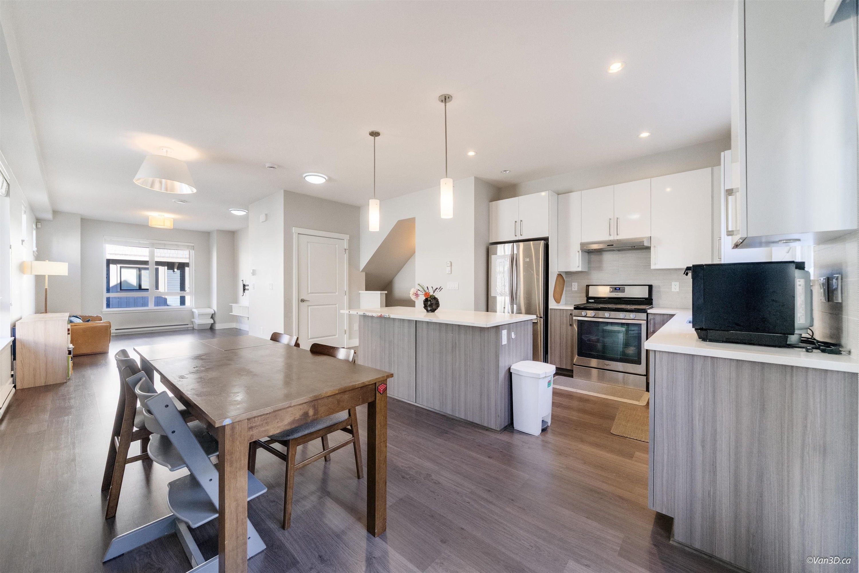 9-6028 Maple Road, Richmond, BC