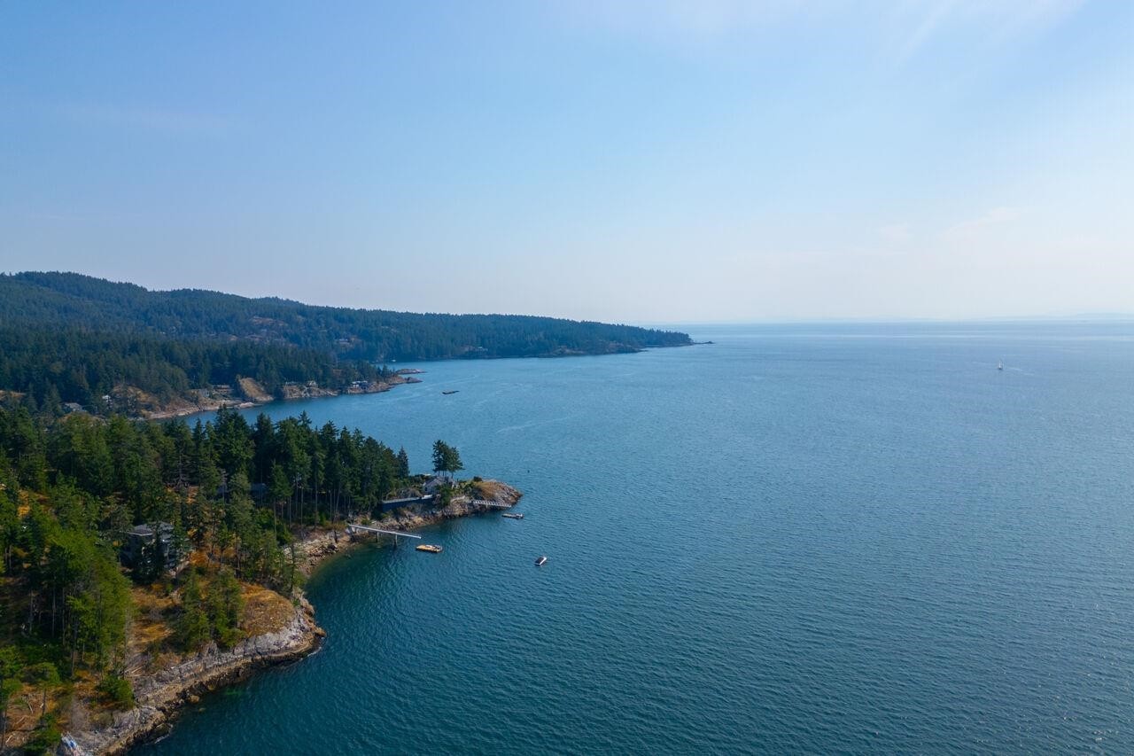 1818 Emily Lane, Bowen Island, BC