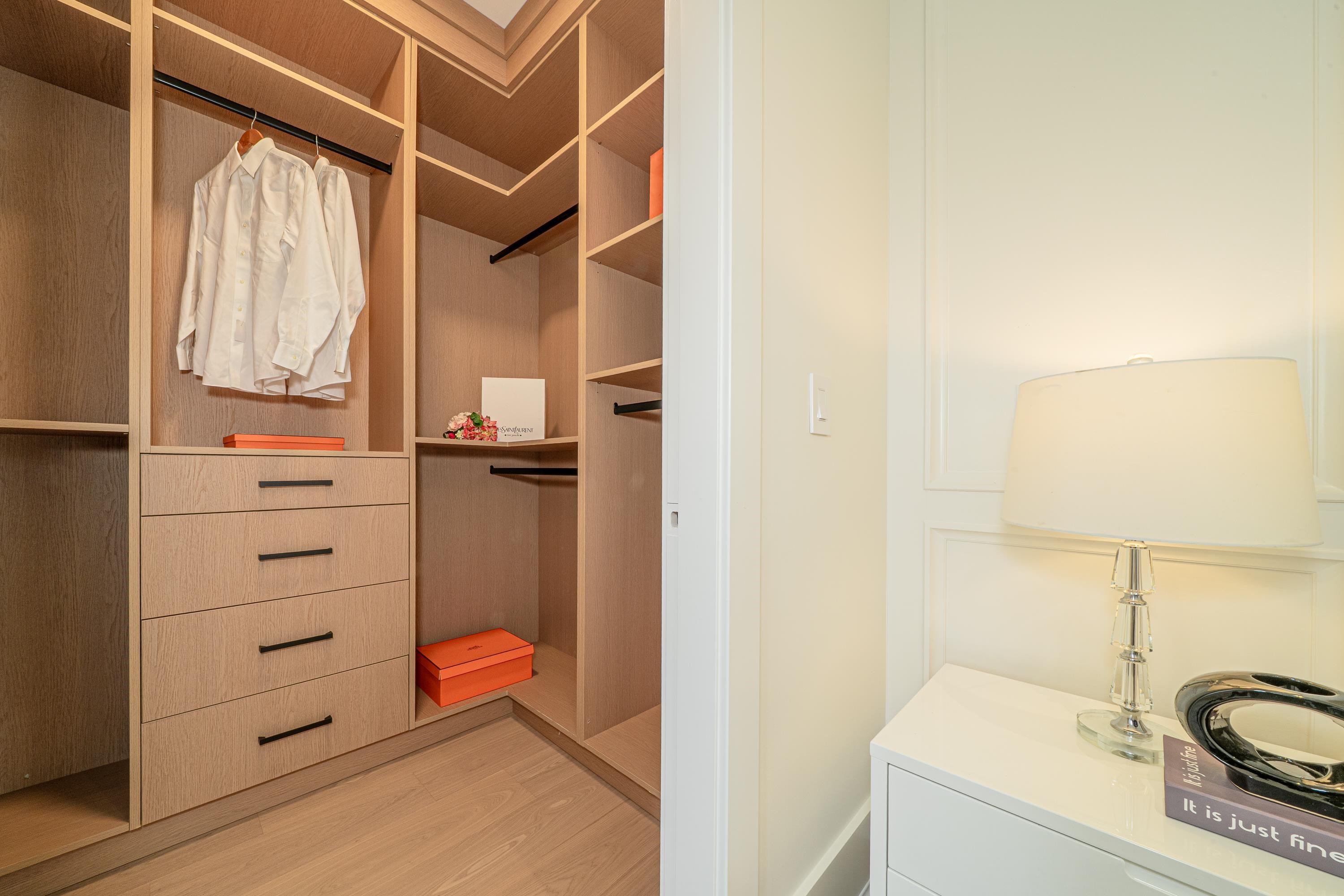 8411 Elsmore Road, Richmond, BC