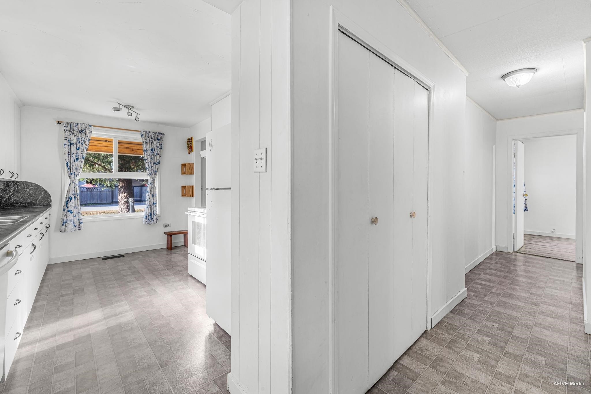 20258 Ospring Street, Maple Ridge, BC