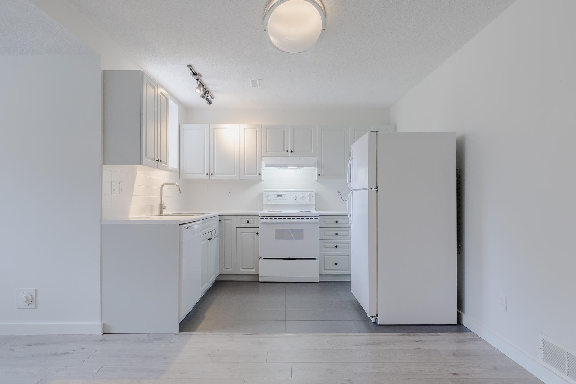 3320 Abbey Lane, Coquitlam, BC