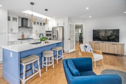 22987 123b Avenue Maple Ridge, BC V2X 0C4