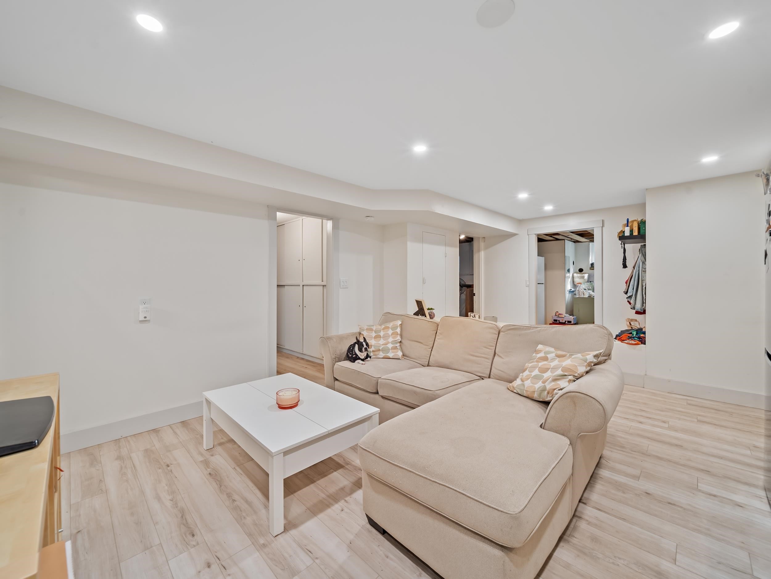 2624 1St Avenue E, Vancouver, BC