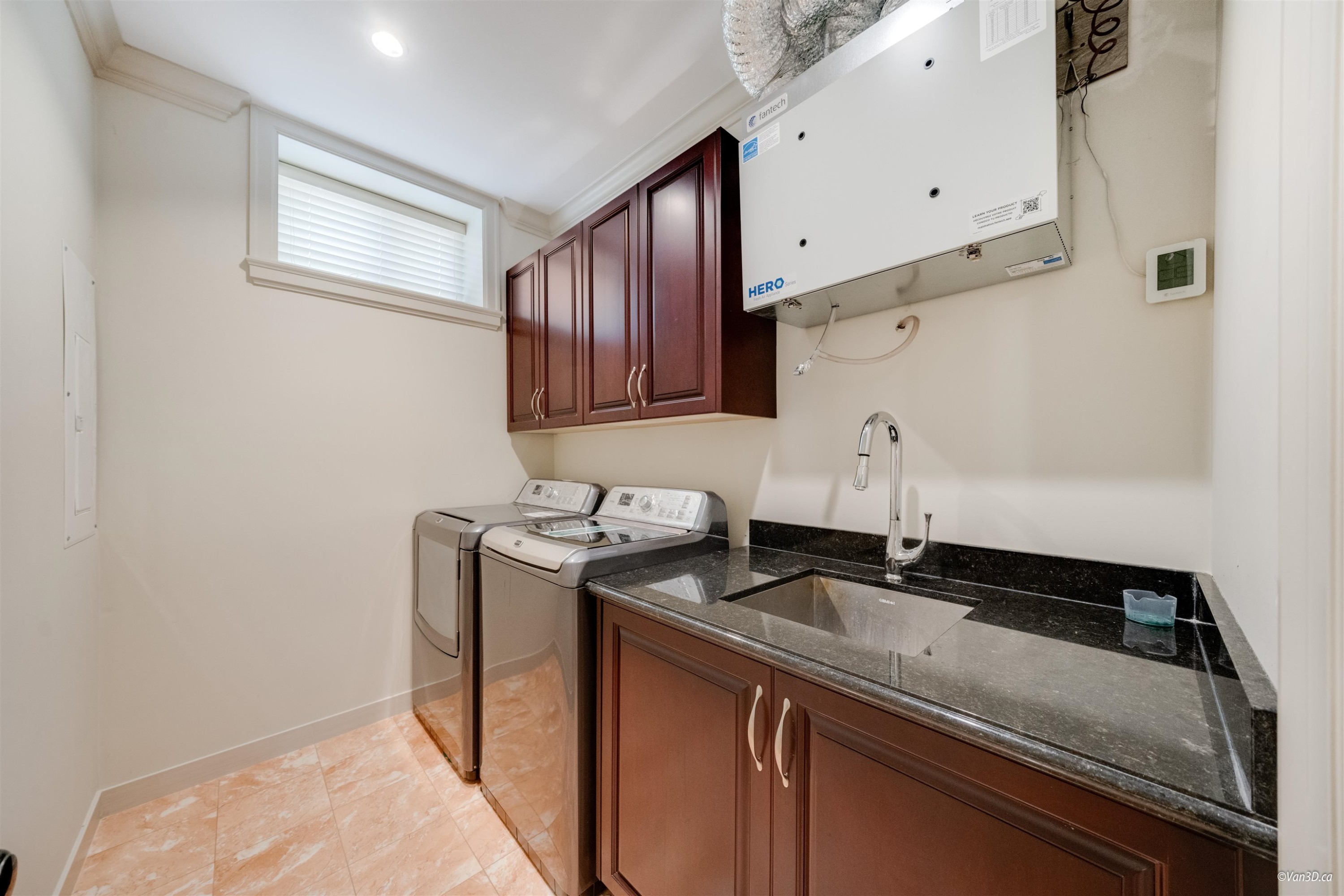 6633 Neal Street, Vancouver, BC