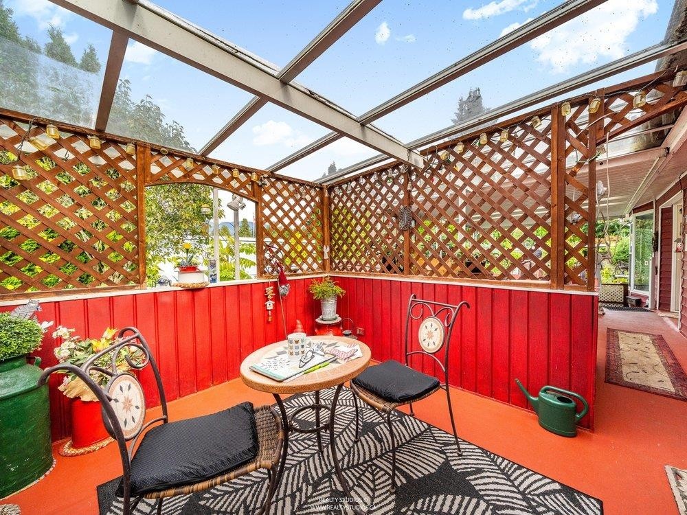 515 Tyee Court, West Vancouver, BC