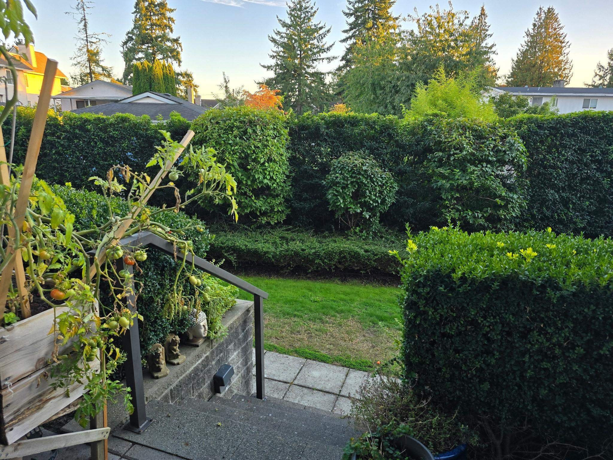 101-5288 Beresford, Burnaby, BC