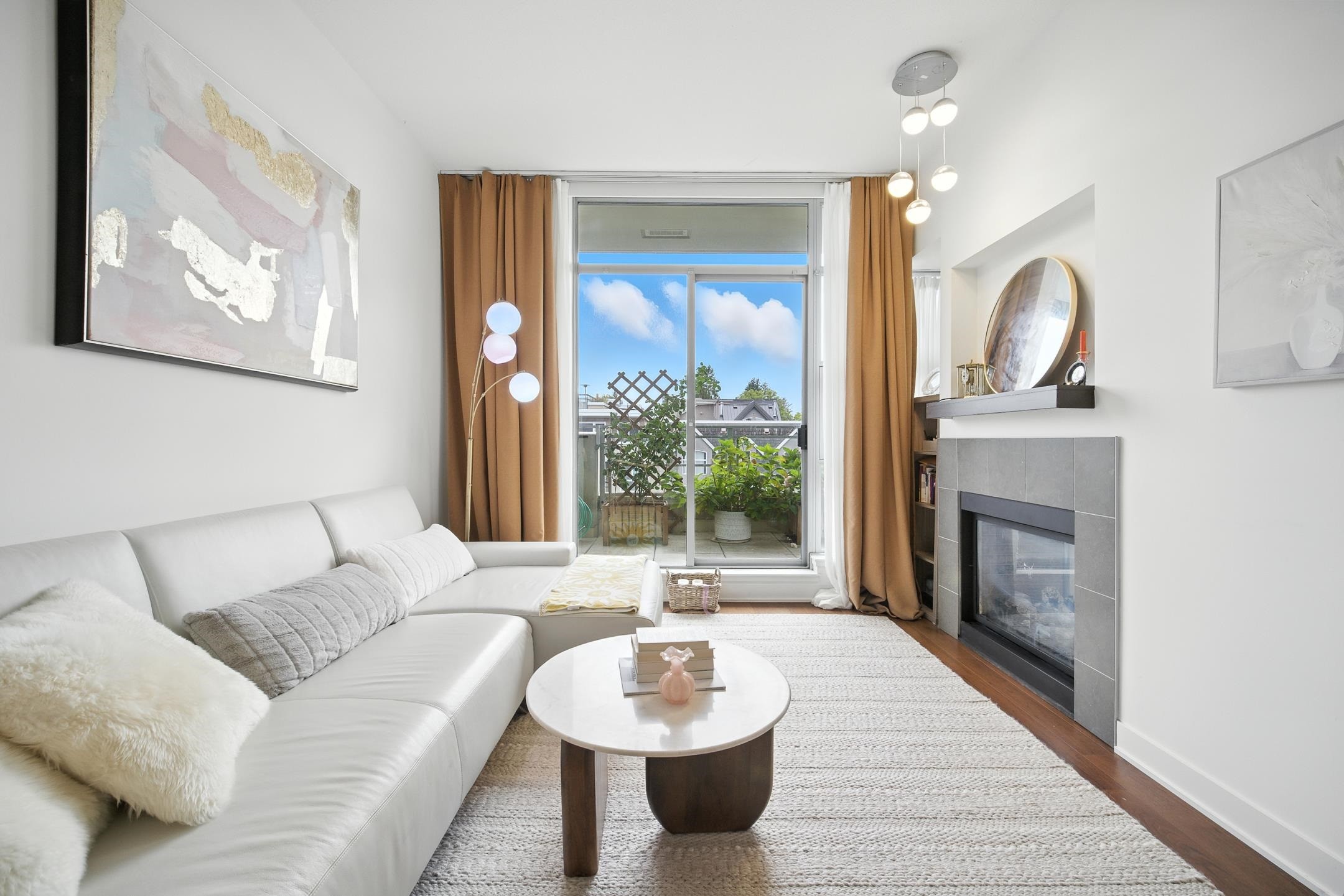 404-3595 18Th Avenue W, Vancouver, BC