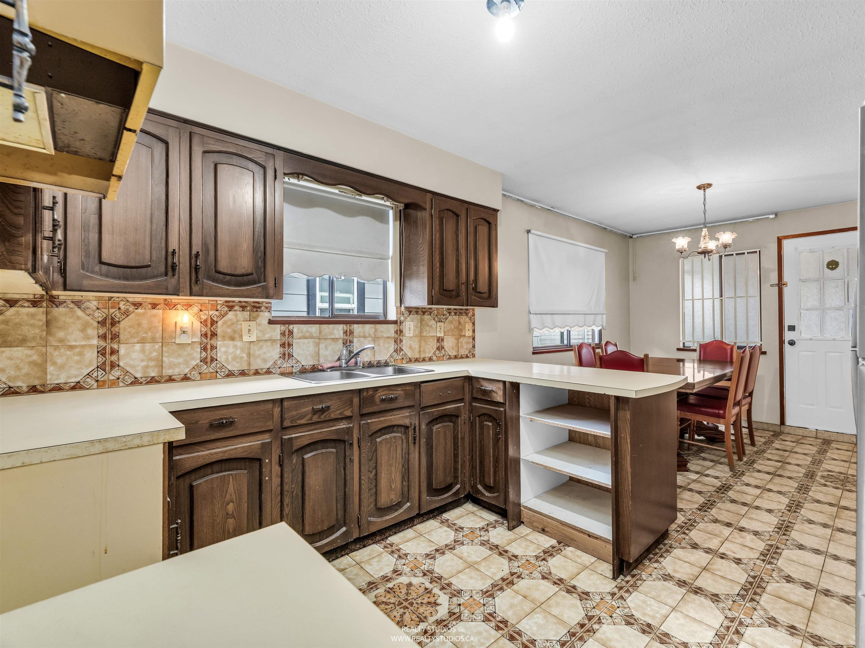 3112 E 1St Avenue, Vancouver, BC