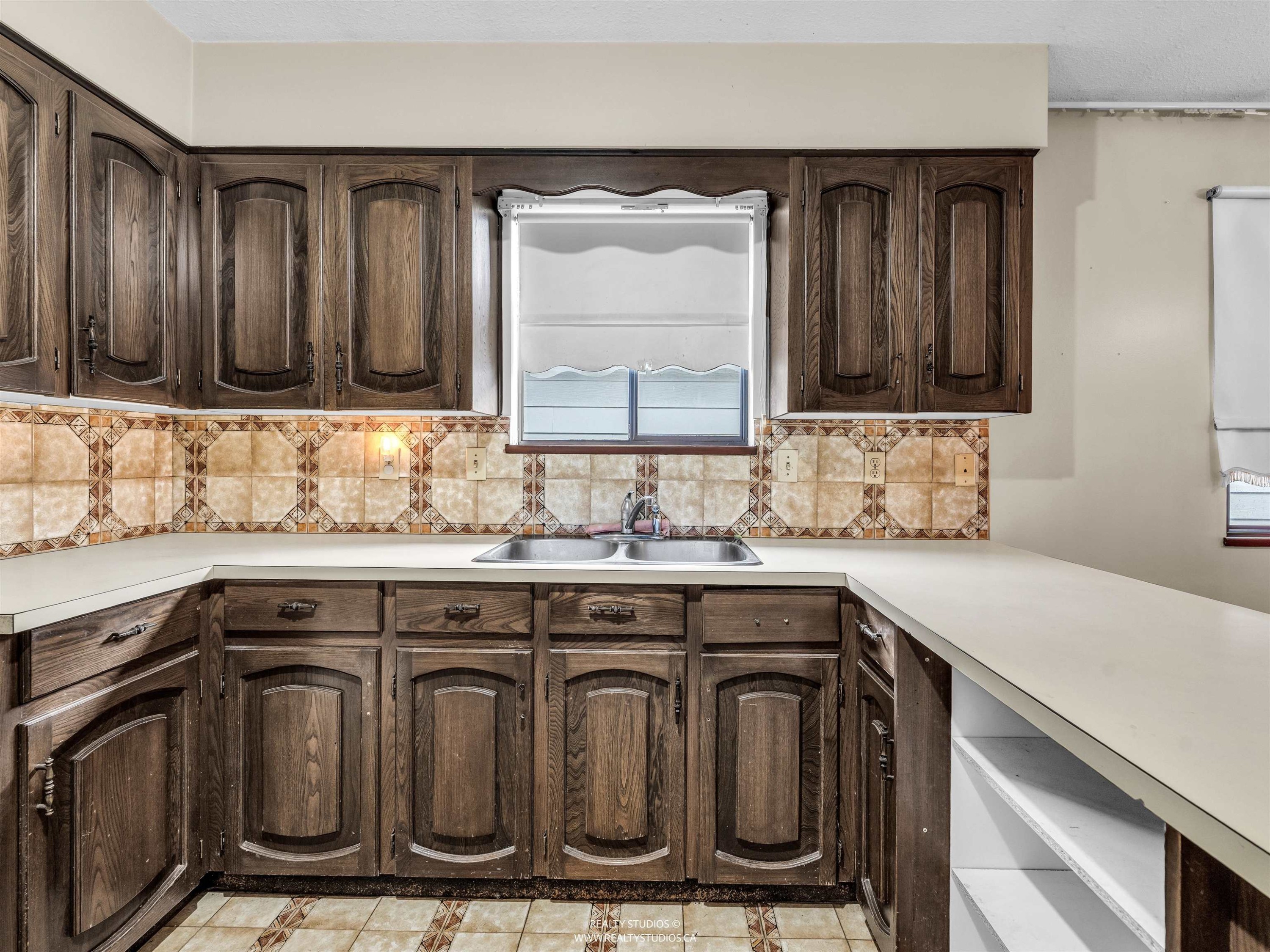 3112 E 1St Avenue, Vancouver, BC