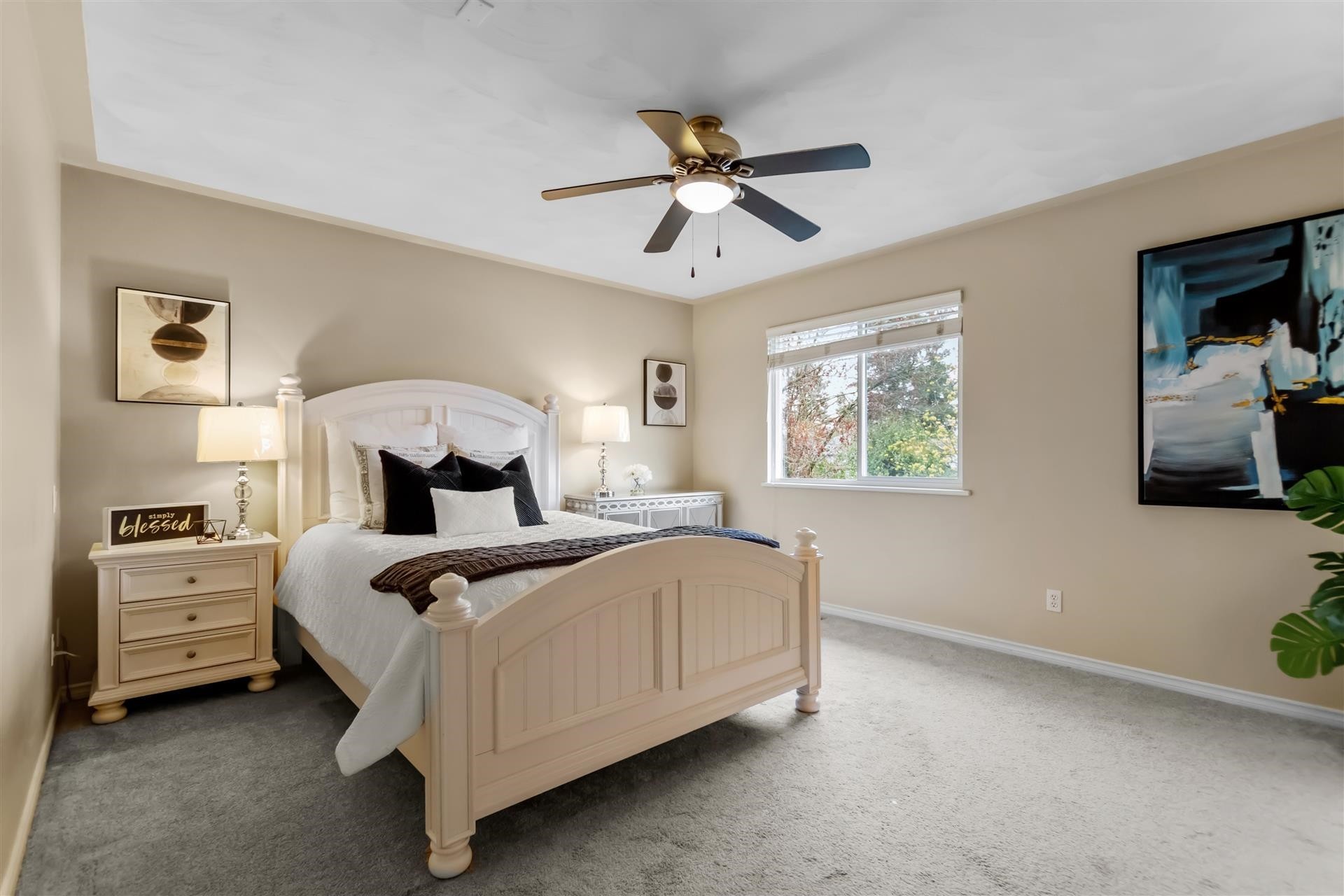 11469 207 Street, Maple Ridge, BC