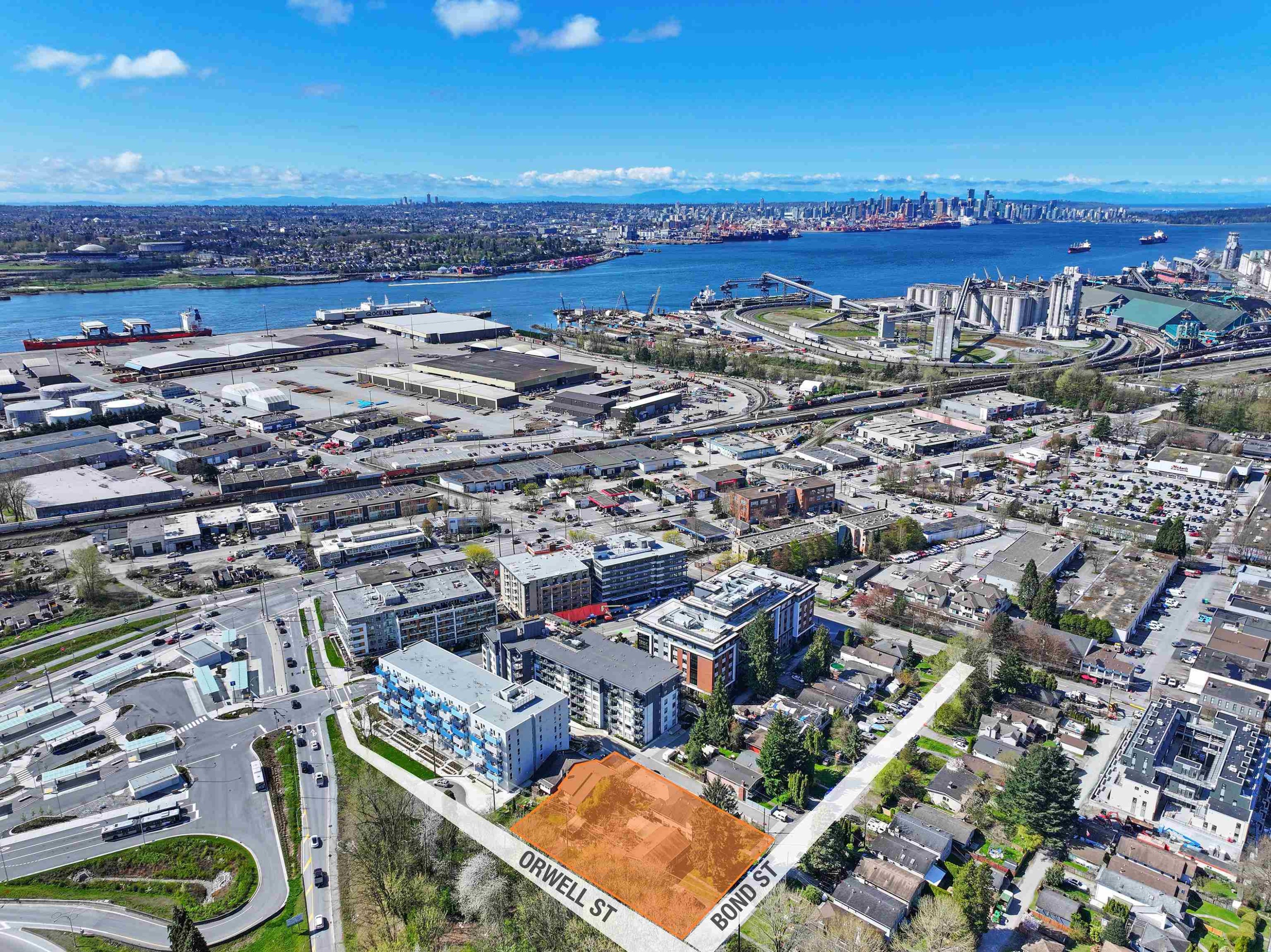 1583 Bond Street, North Vancouver, BC