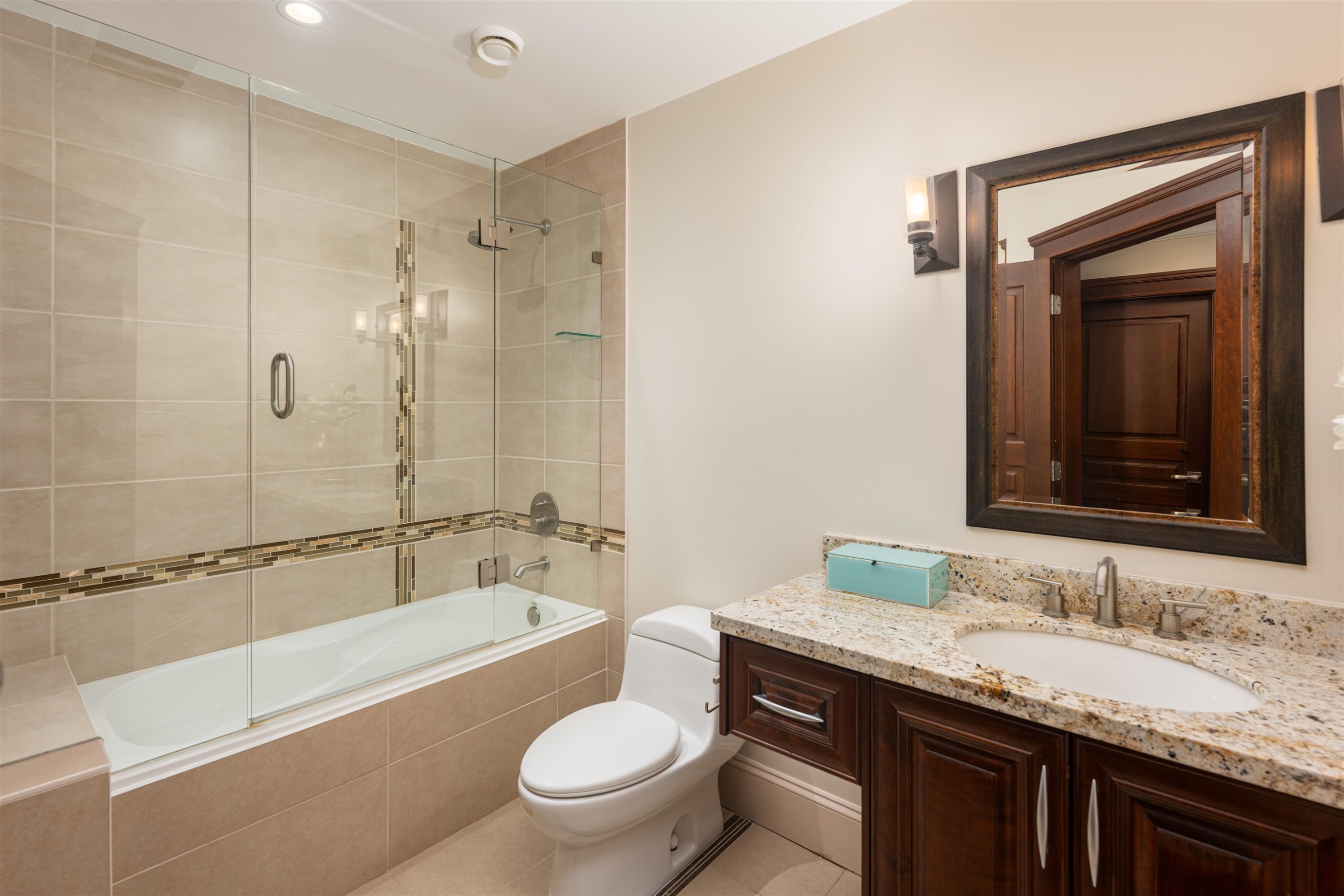 2673 Finch Hill, West Vancouver, BC