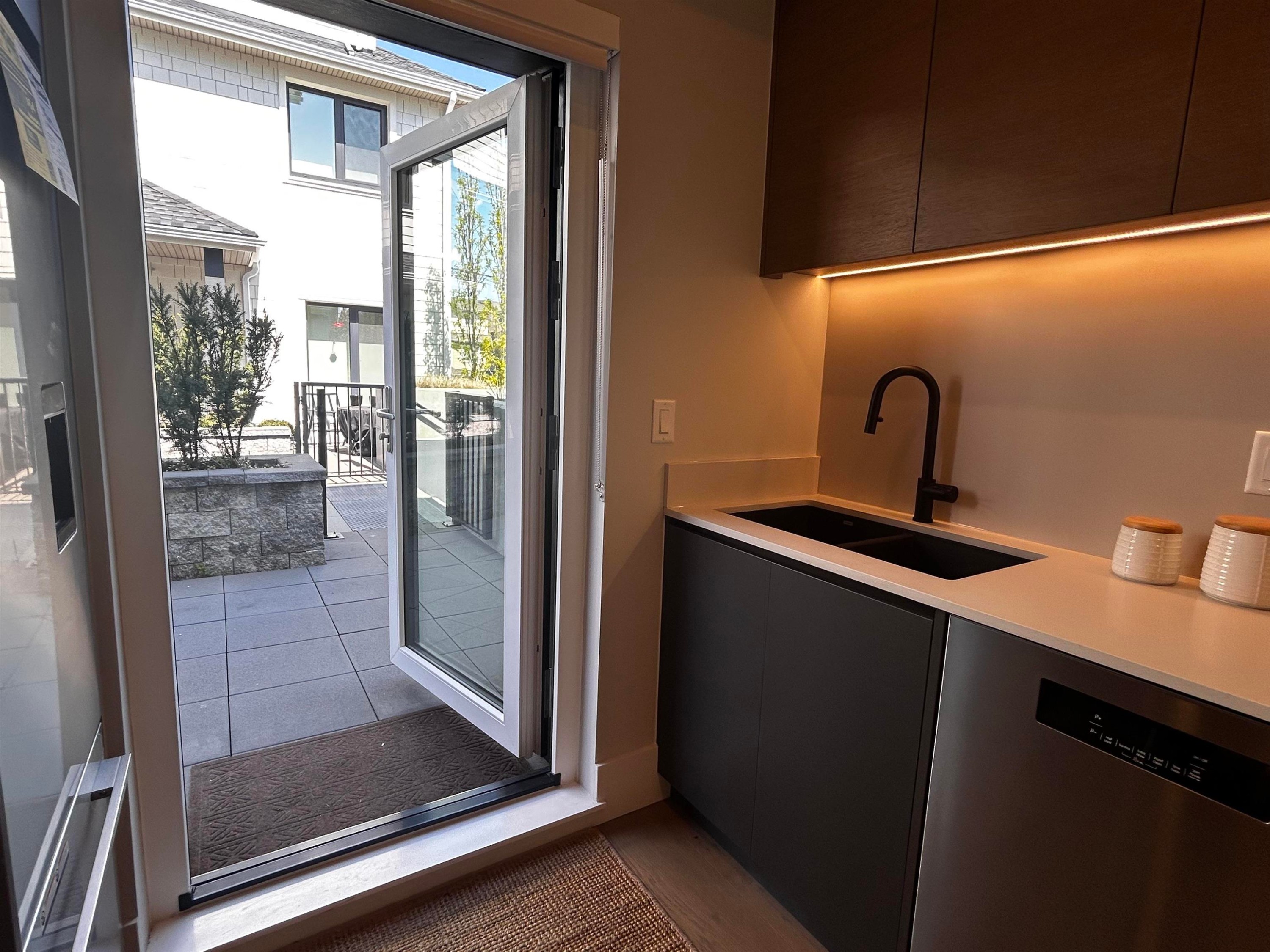 1341 21St Avenue E, Vancouver, BC