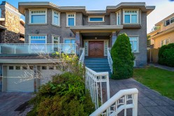 7371 Union Street Burnaby, BC V5A 1J1