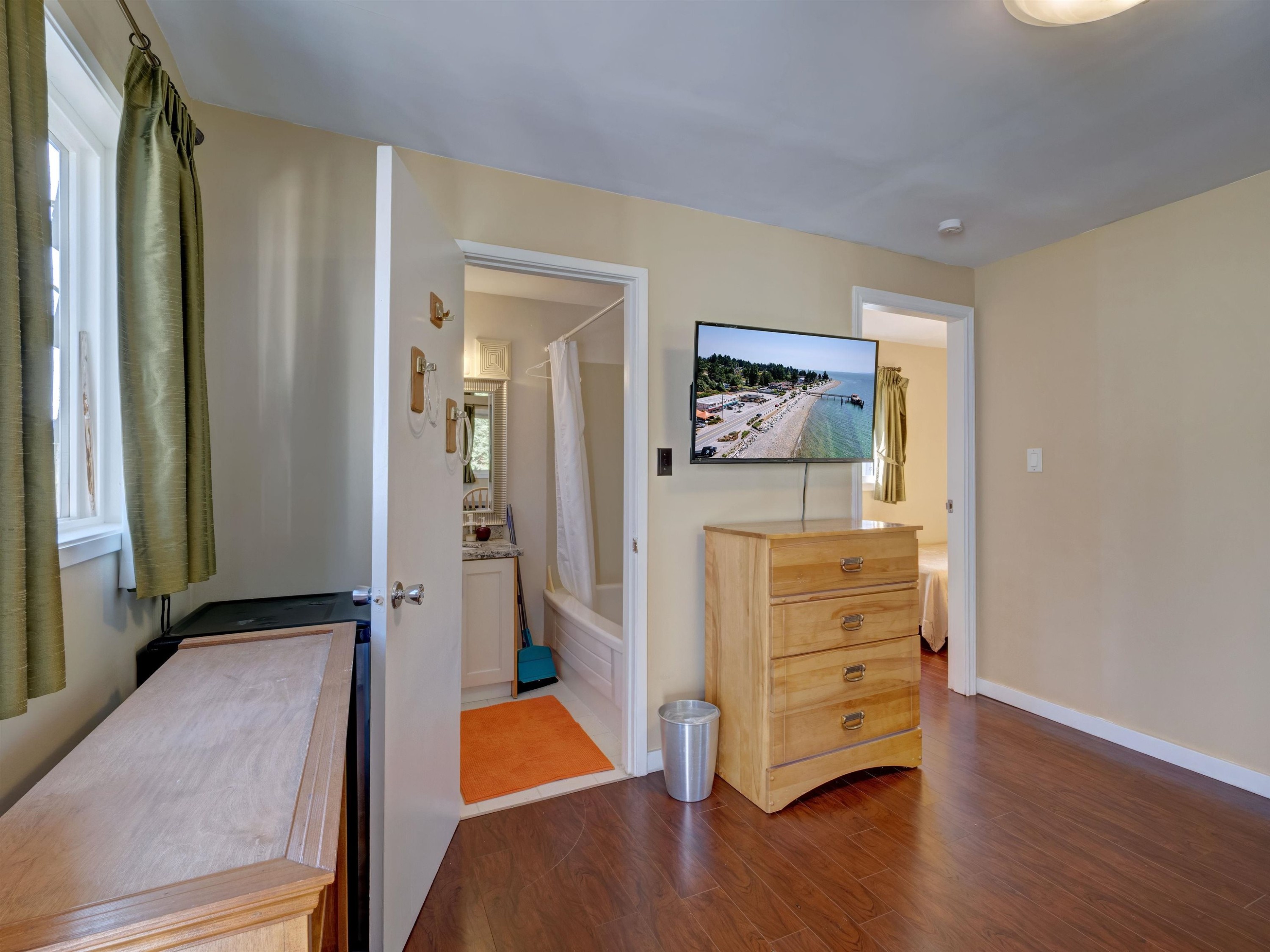 4657 Whitaker Road, Sechelt, BC