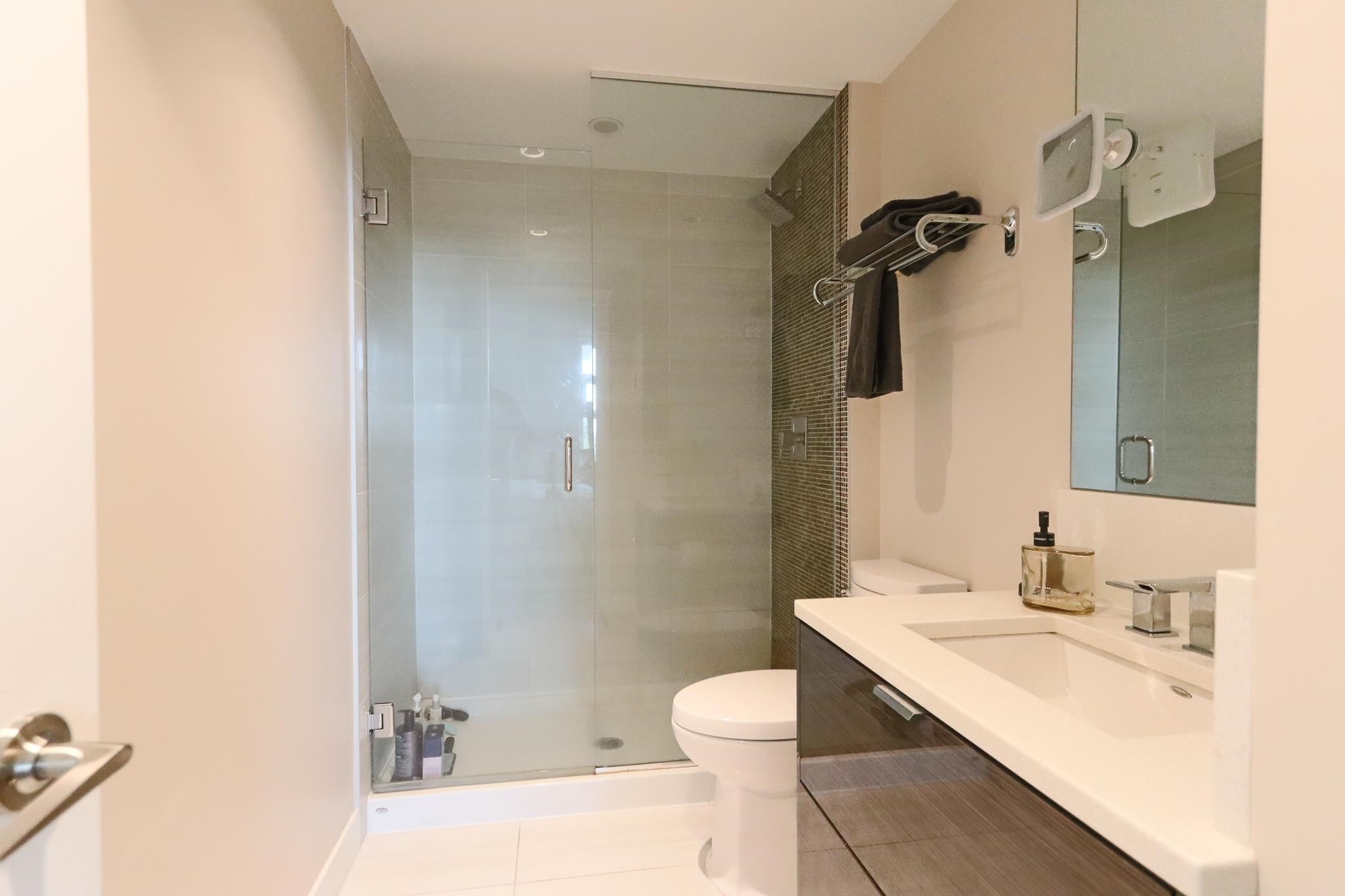 1107-1777 7Th Avenue W, Vancouver, BC