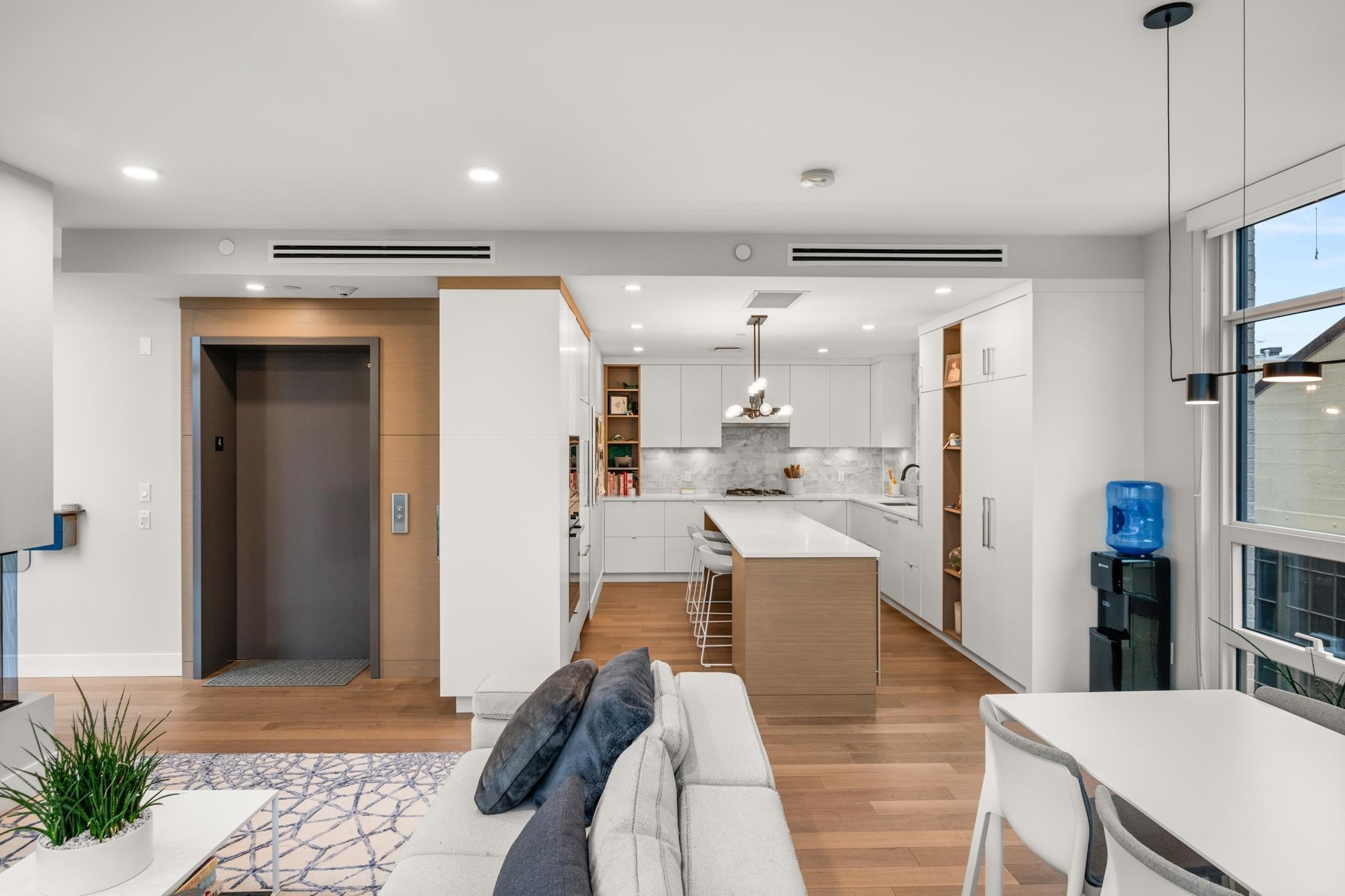 401-2687 Maple Street, Vancouver, BC