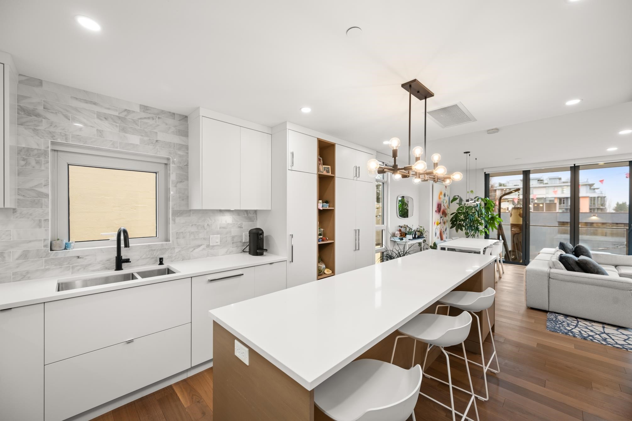 401-2687 Maple Street, Vancouver, BC